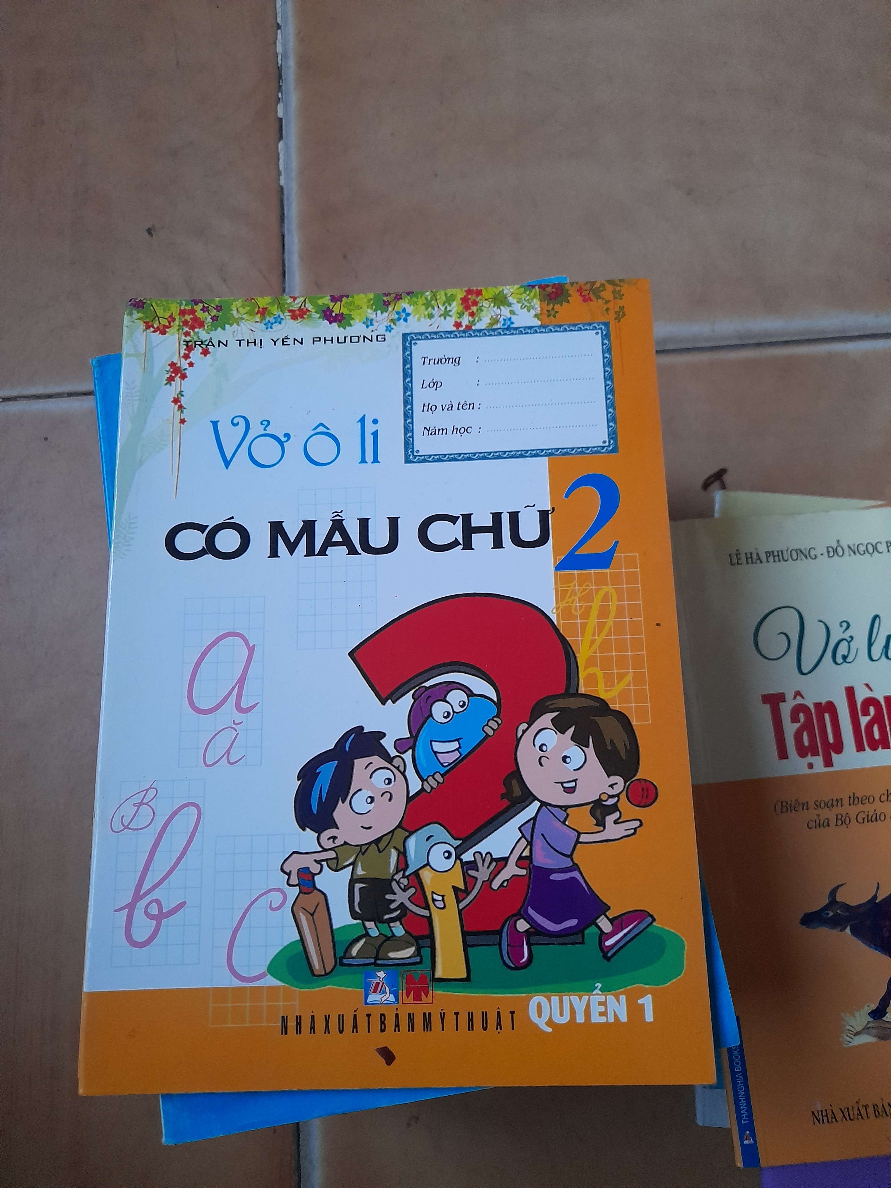 Vở Ô Li Có Mẫu Chữ 2 (Quyển 1) - Trần Thị Yên Phương 2012 (Tham khảo - luyện thi) VAVO1304-AK3ST1