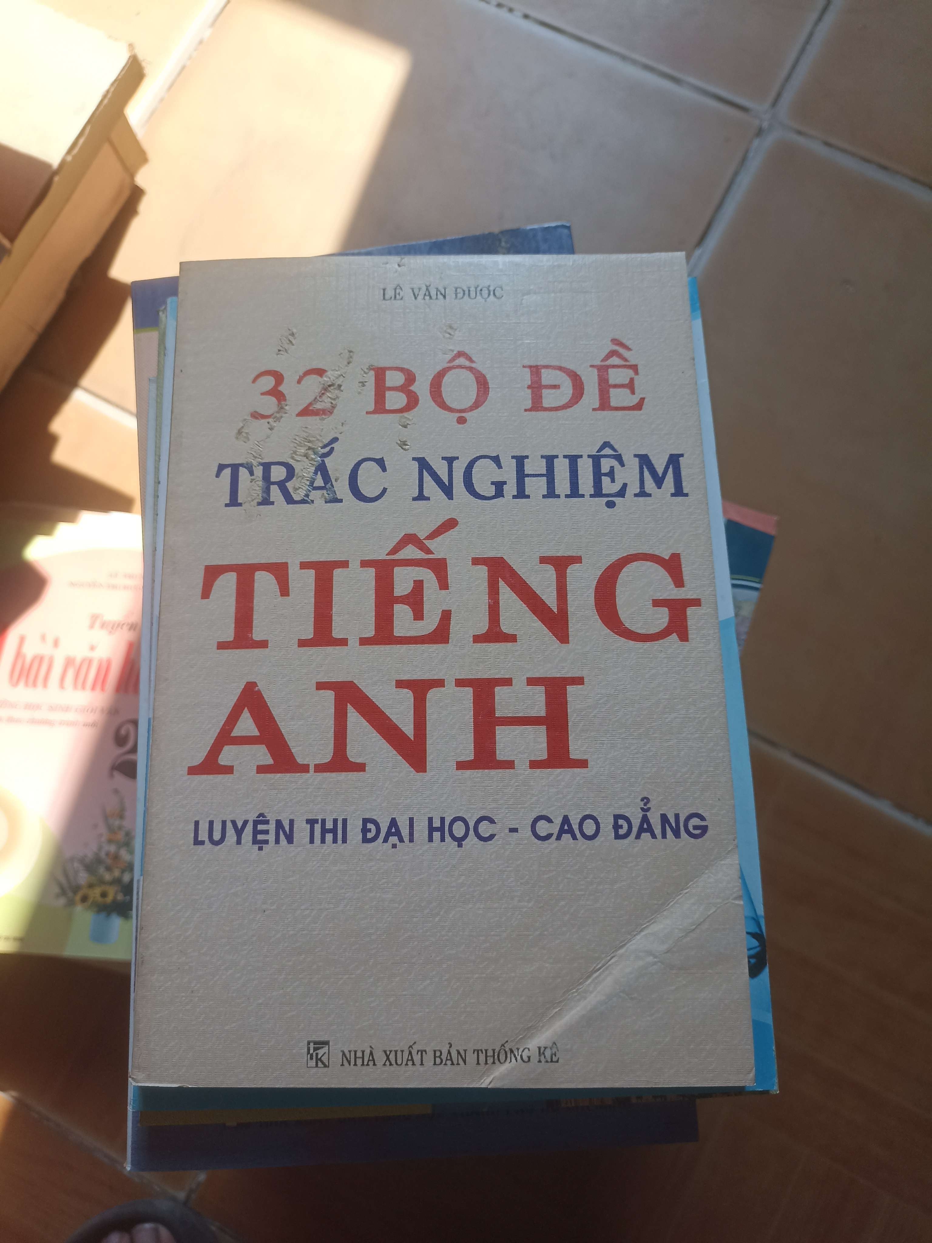 32 bộ đề trắc nghiệm tiếng anh - Văn Dược 2006 (Tham khảo - luyện thi) VAVO1304-AK3ST2