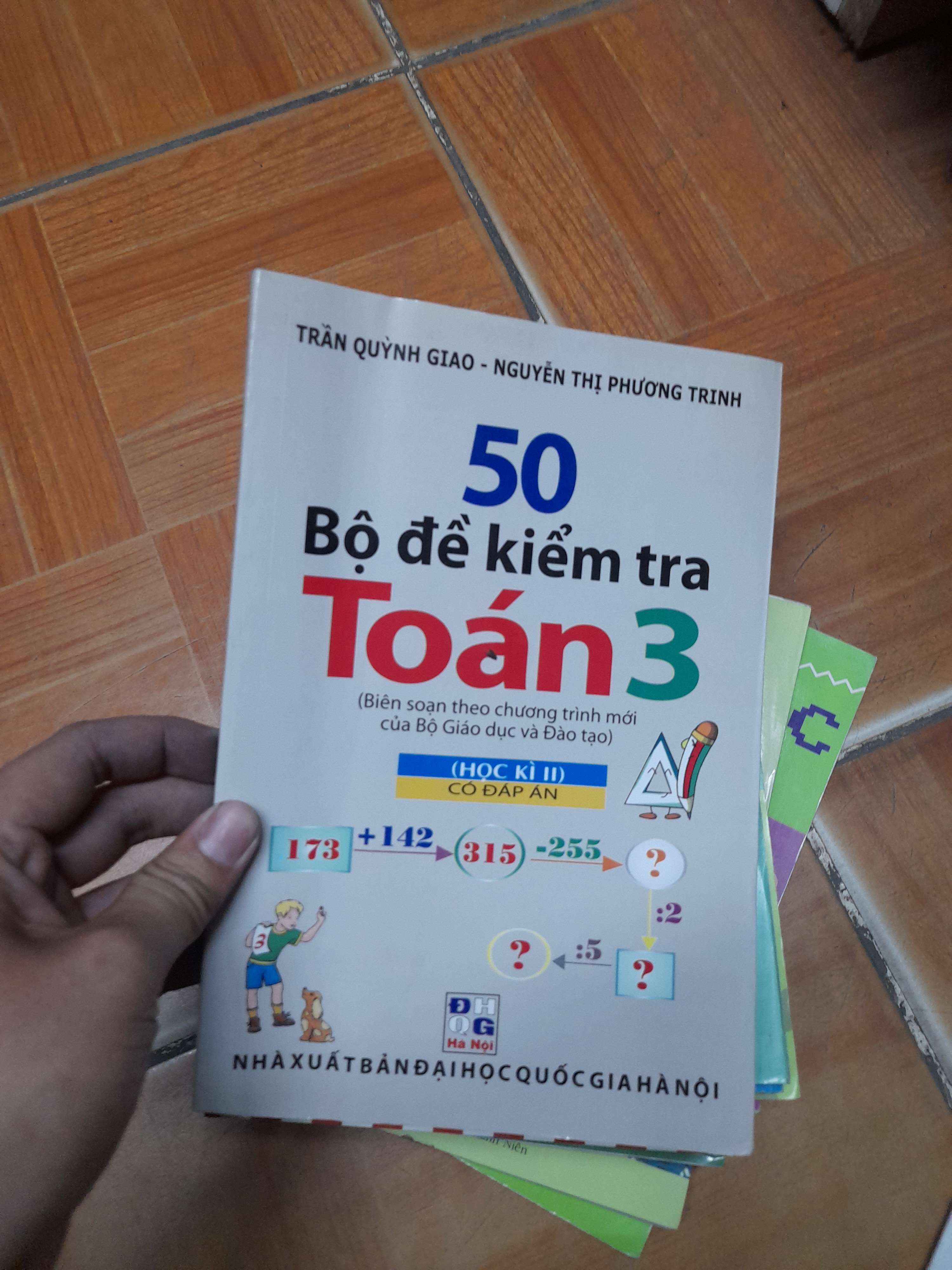 50 Bộ Đề Kiểm Tra Toán 3 (Học Kì 2) (Có Đáp Án) - Trần Quỳnh Giao, Nguyễn Thị Phương Trinh 2010 (Tham khảo - luyện thi) VAVO1304-AK3ST1