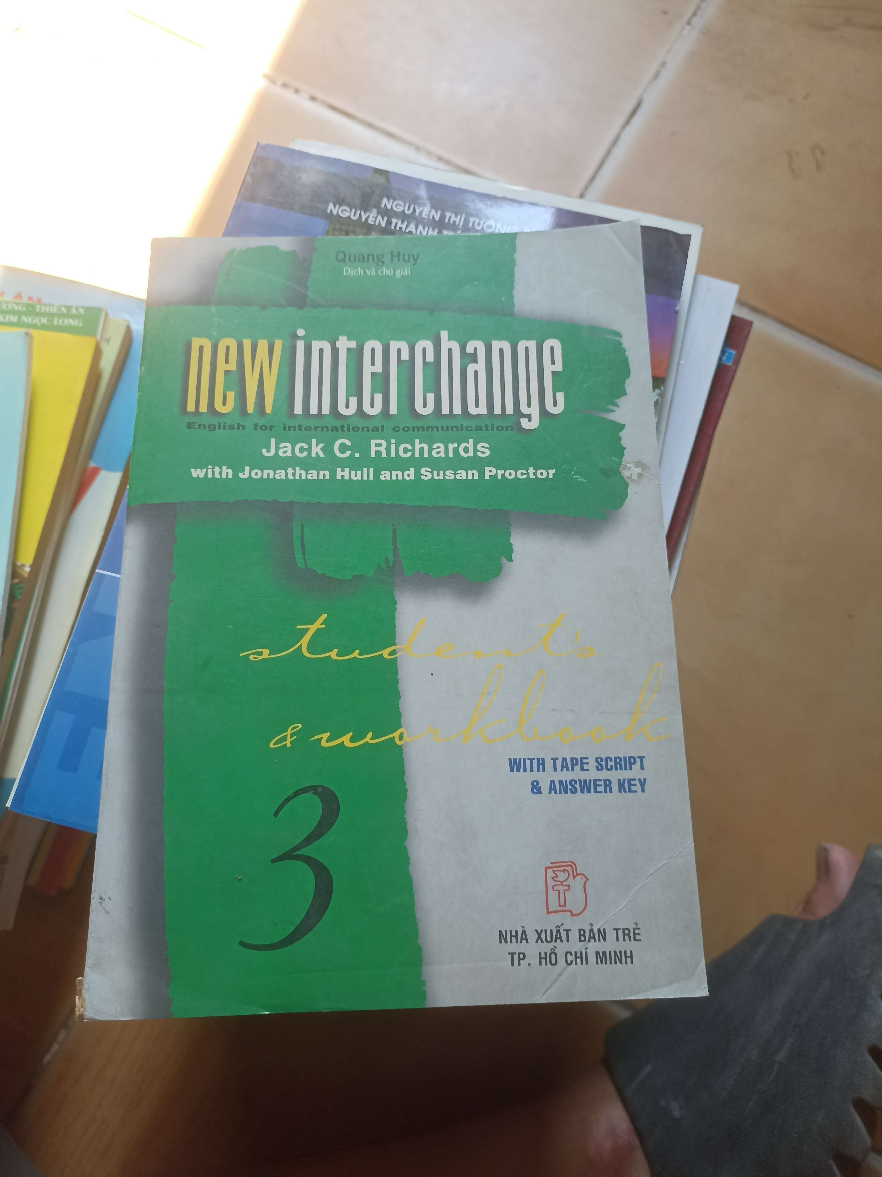 New interchange - Richards 2001 (Sách ngoại) VAVO1304-AK3ST2