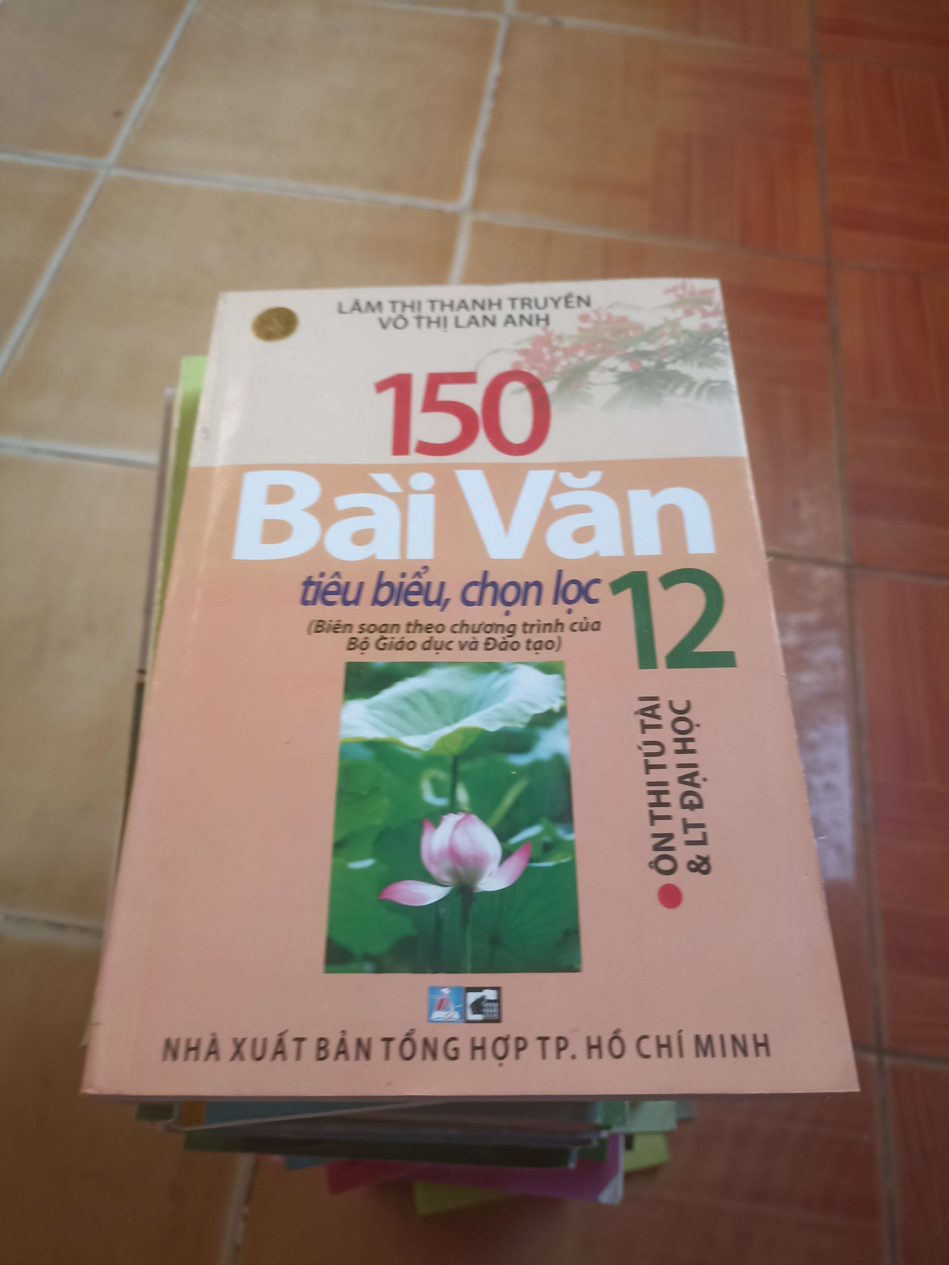 150 bài văn 12 - Thanh Truyền 2008 (Tham khảo - luyện thi) VAVO1304-AK3ST4