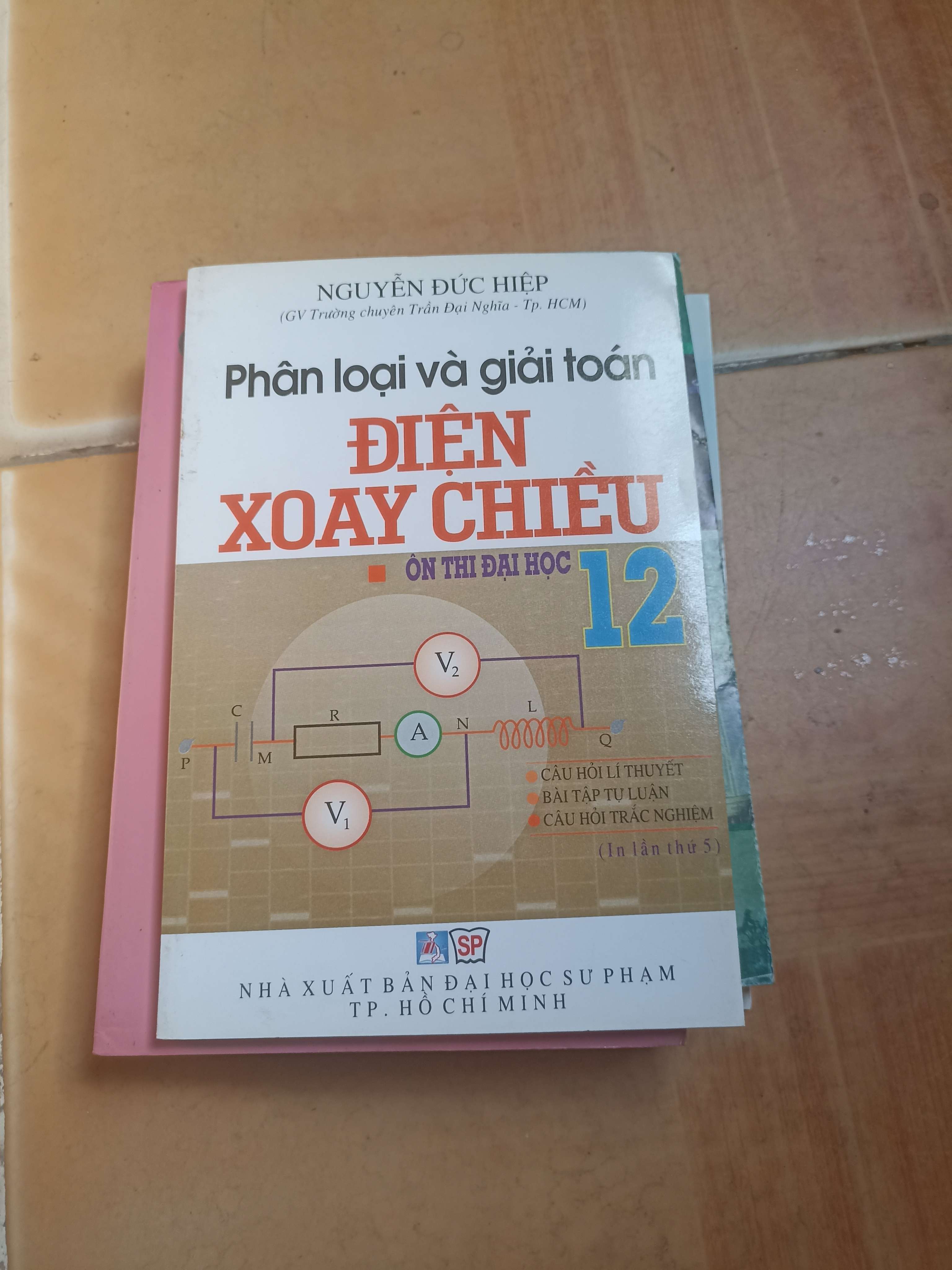 Phân Loại Và Giải Toán Điện Xoay Chiều 12 – Nguyễn Đức Hiệp 2011 (Tham khảo - luyện thi) VAVO1304-AK3ST2