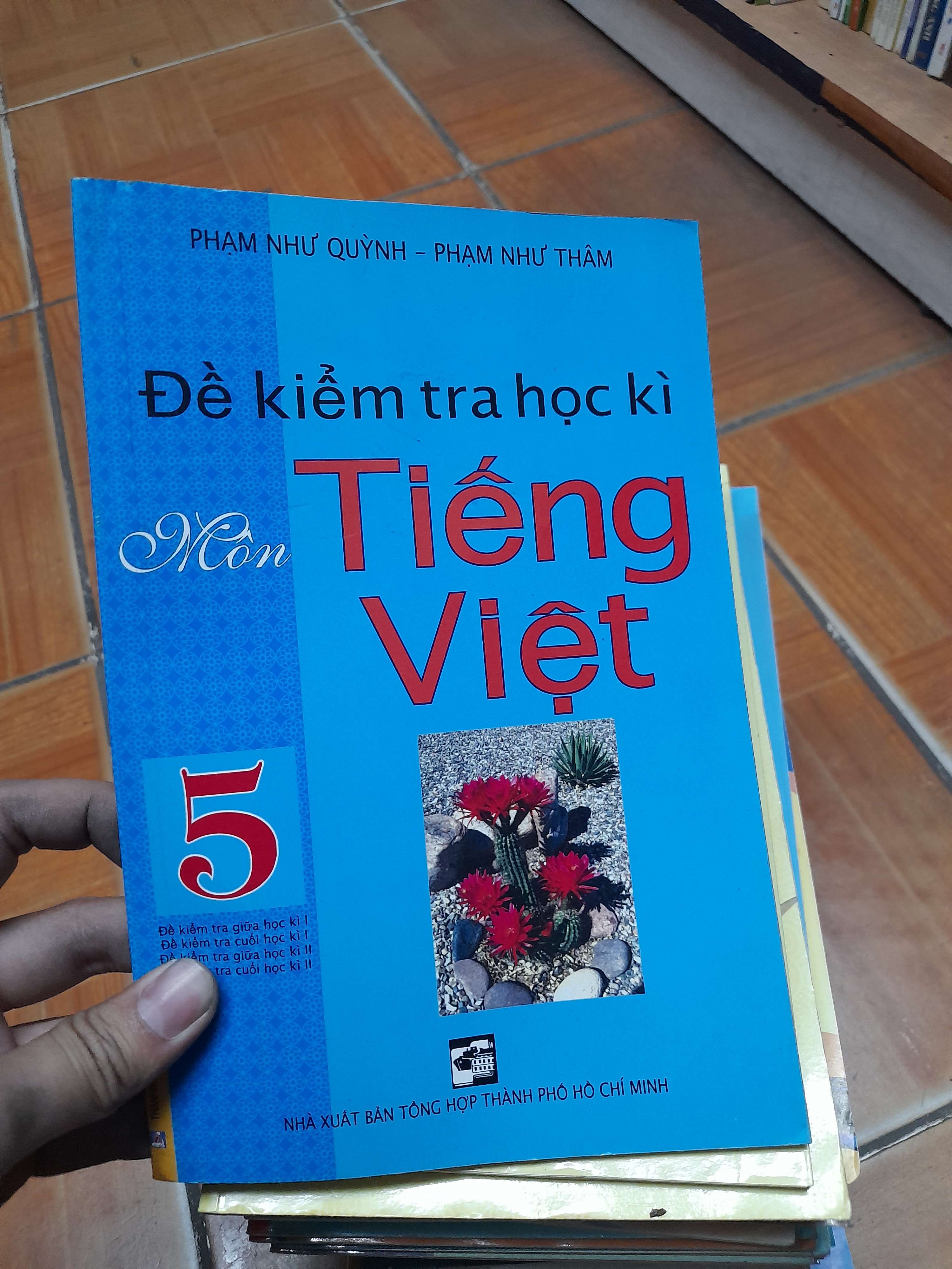 Đề Kiểm Tra Học Kì Môn Tiếng Việt 5 – Phạm Như Quỳnh, Phạm Như Thâm 2010 (Tham khảo - luyện thi) VAVO1304-AK3ST1