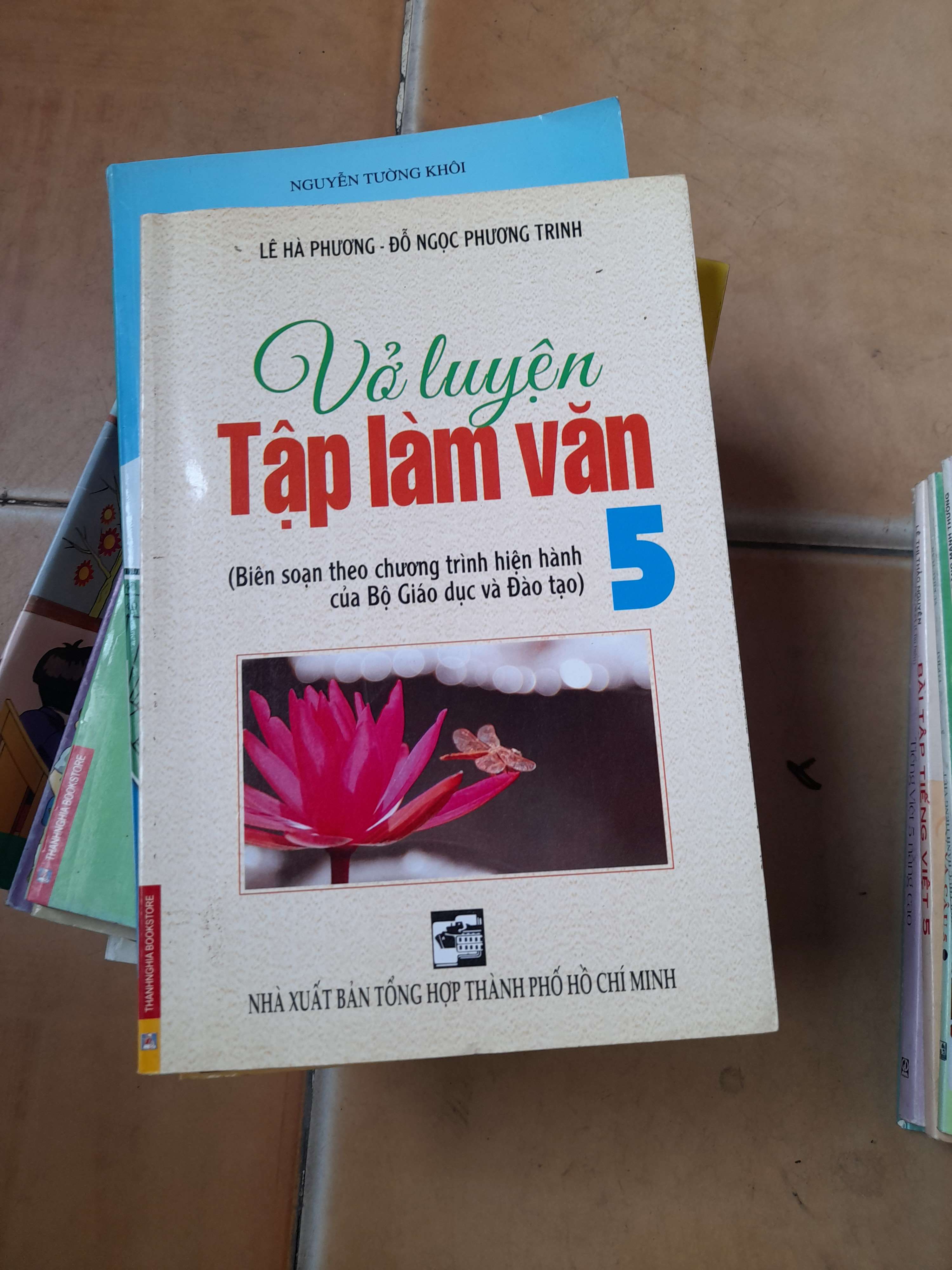 Vở Luyện Tập Làm Văn 5 - Lê Hà Phương, Đỗ Ngọc Phương Trinh 2009 (Tham khảo - luyện thi) VAVO1304-AK3ST1