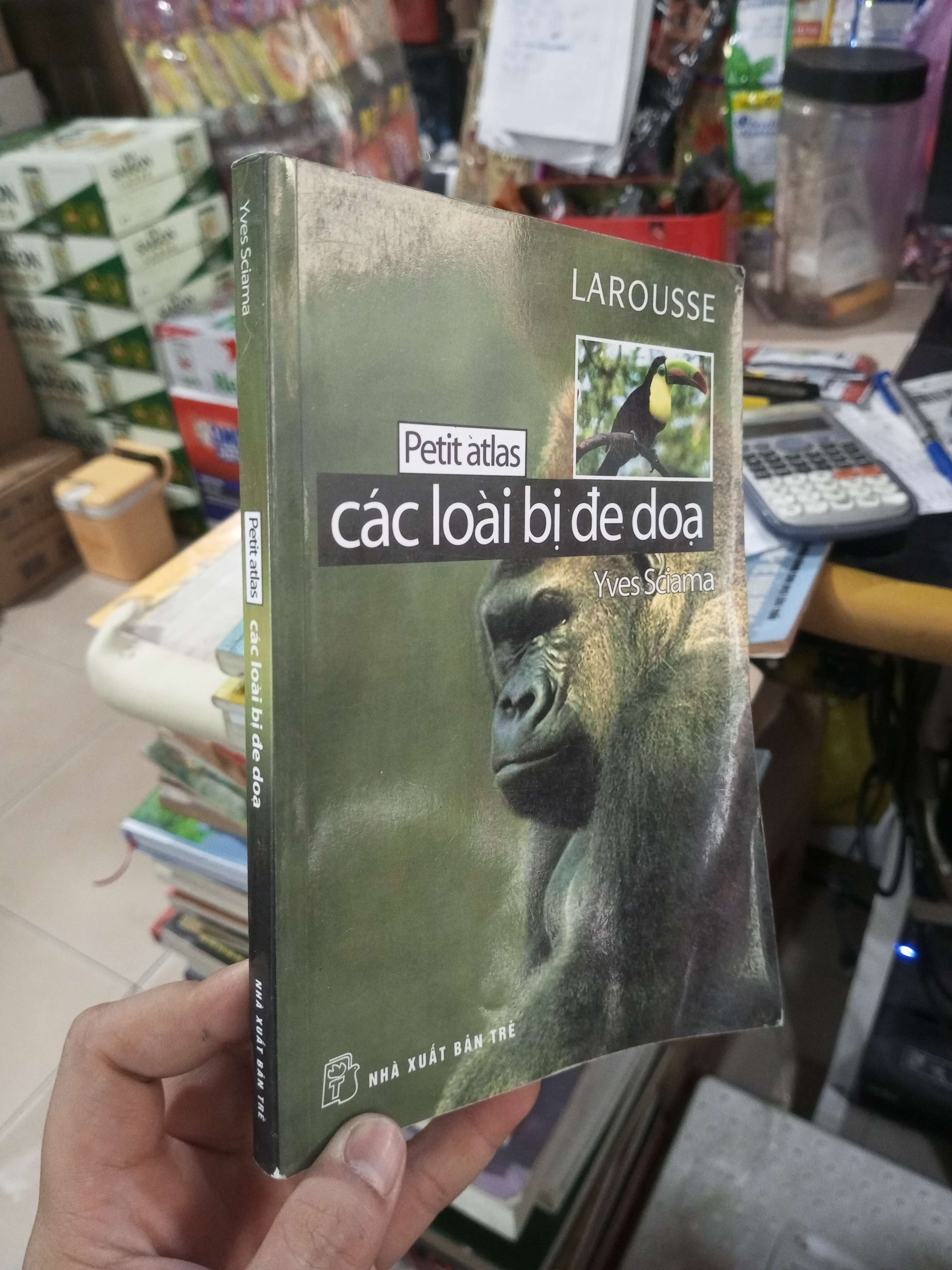Petit Atlas Các Loài Bị Đe Dọa - Yves Sciama 2009 mới 80% ố ẫm nhẹ (Sách kiến thức tổng hợp) HCM1304 (NSX)