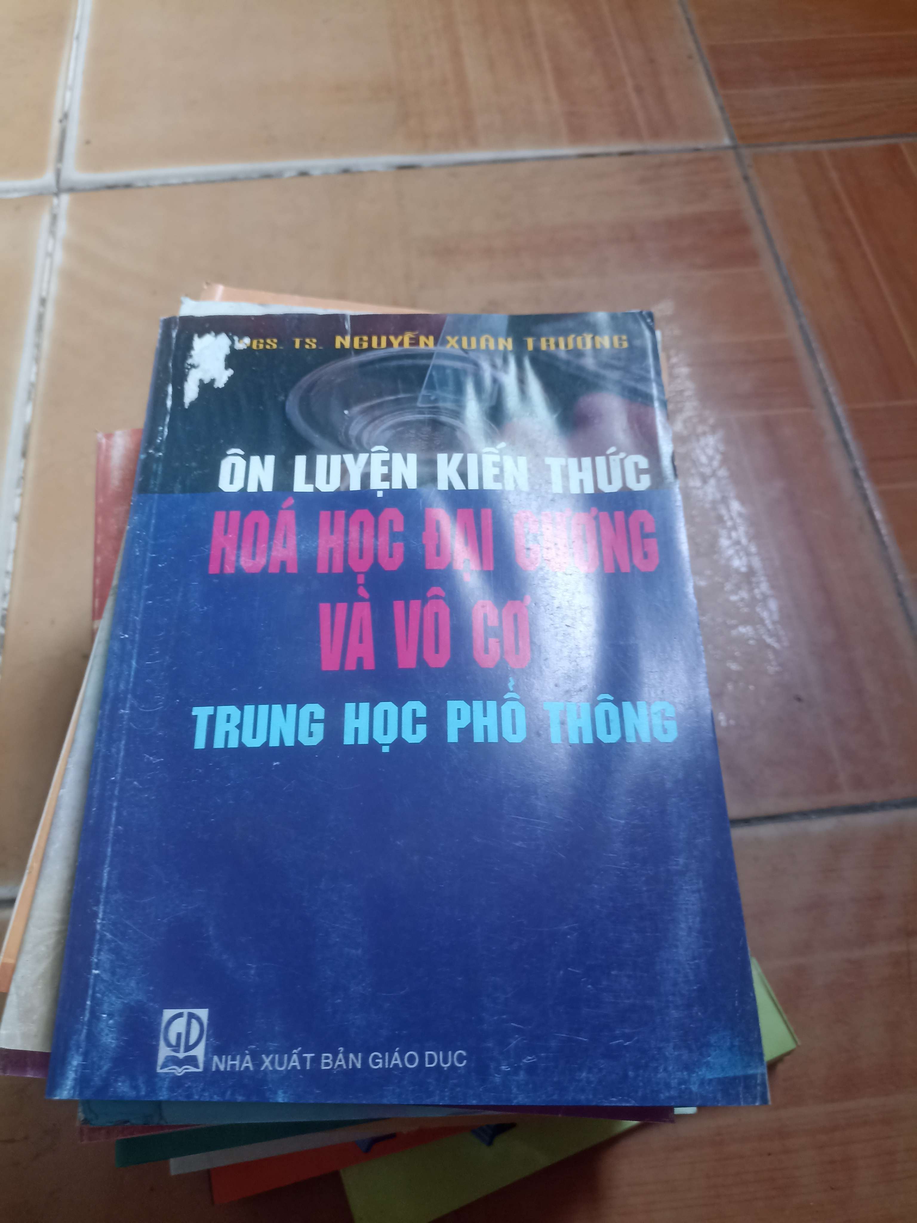 Ôn luyện kiến thức hoá học đại cương và vô cơ trung học phổ thông - Xuân Trướng 2008 (Tham khảo - luyện thi) VAVO1304-AK4T1