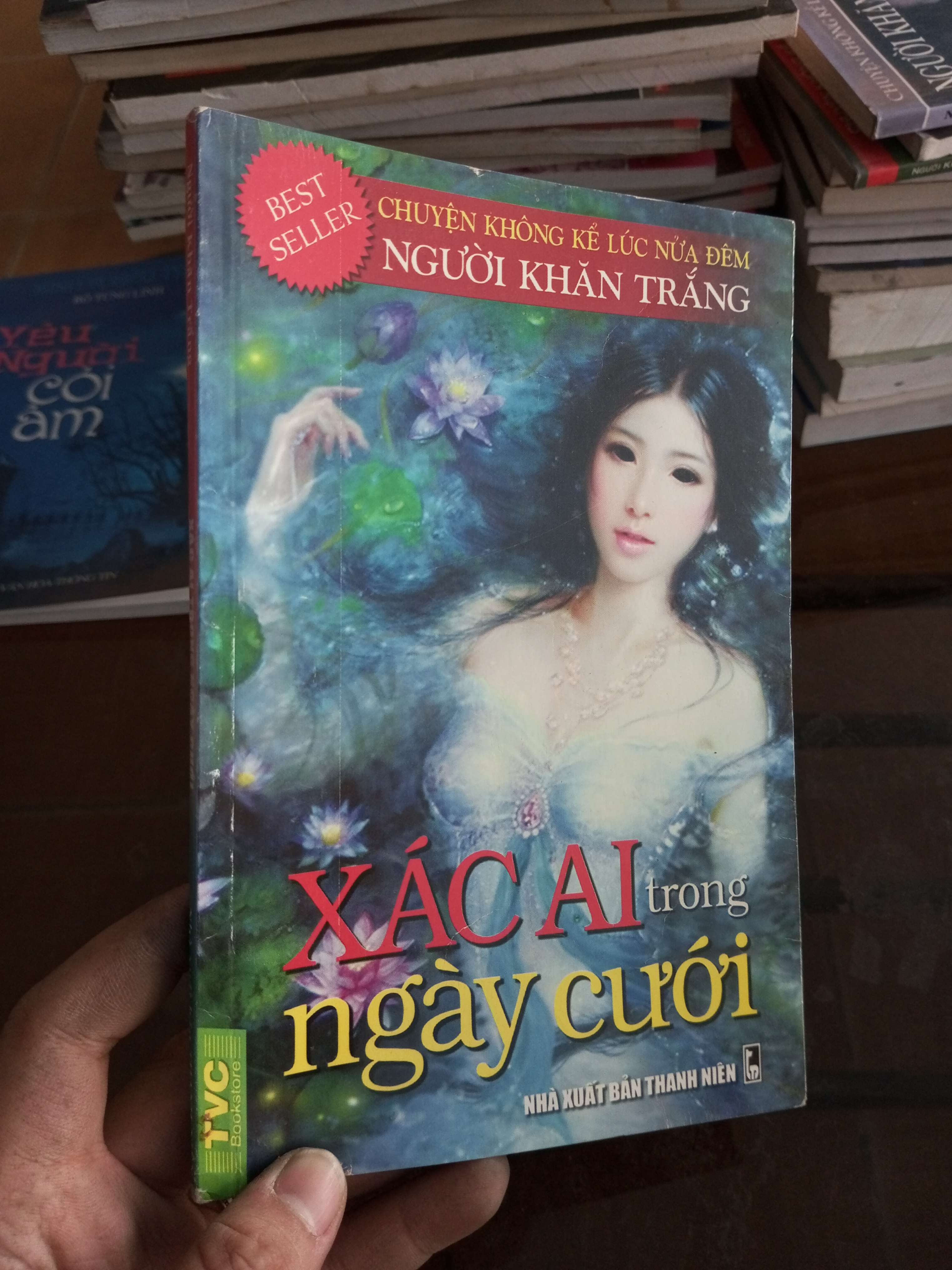 Xác ai trong ngày cưới - Người Khăn Trắng 2011 (Truyện kinh dị) VAVO1304-A0