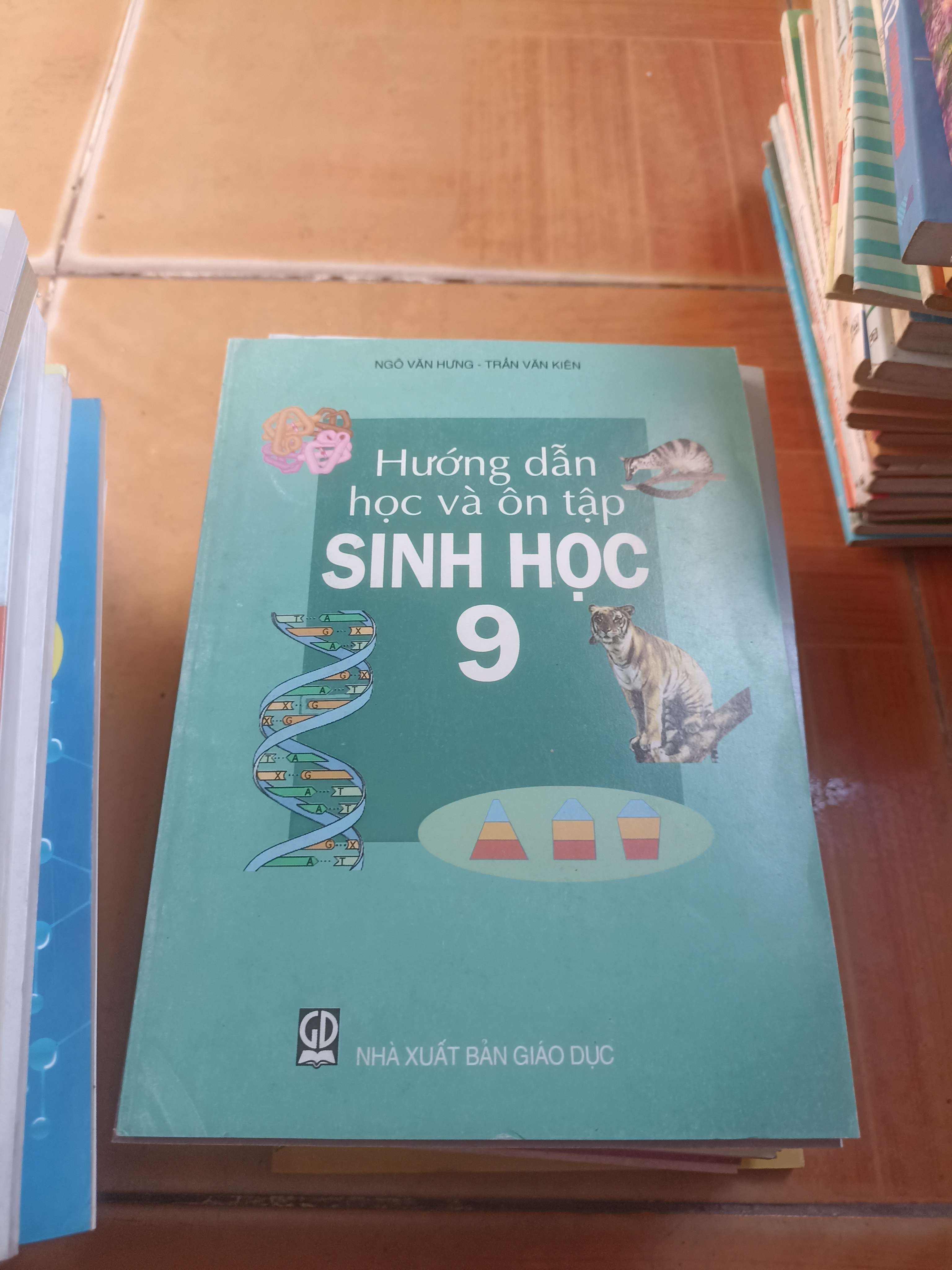 Hướng dẫn học và ôn tập sinh học 9 - Văn Hưng 2006 (Giáo khoa) VAVO1304-AK3ST4
