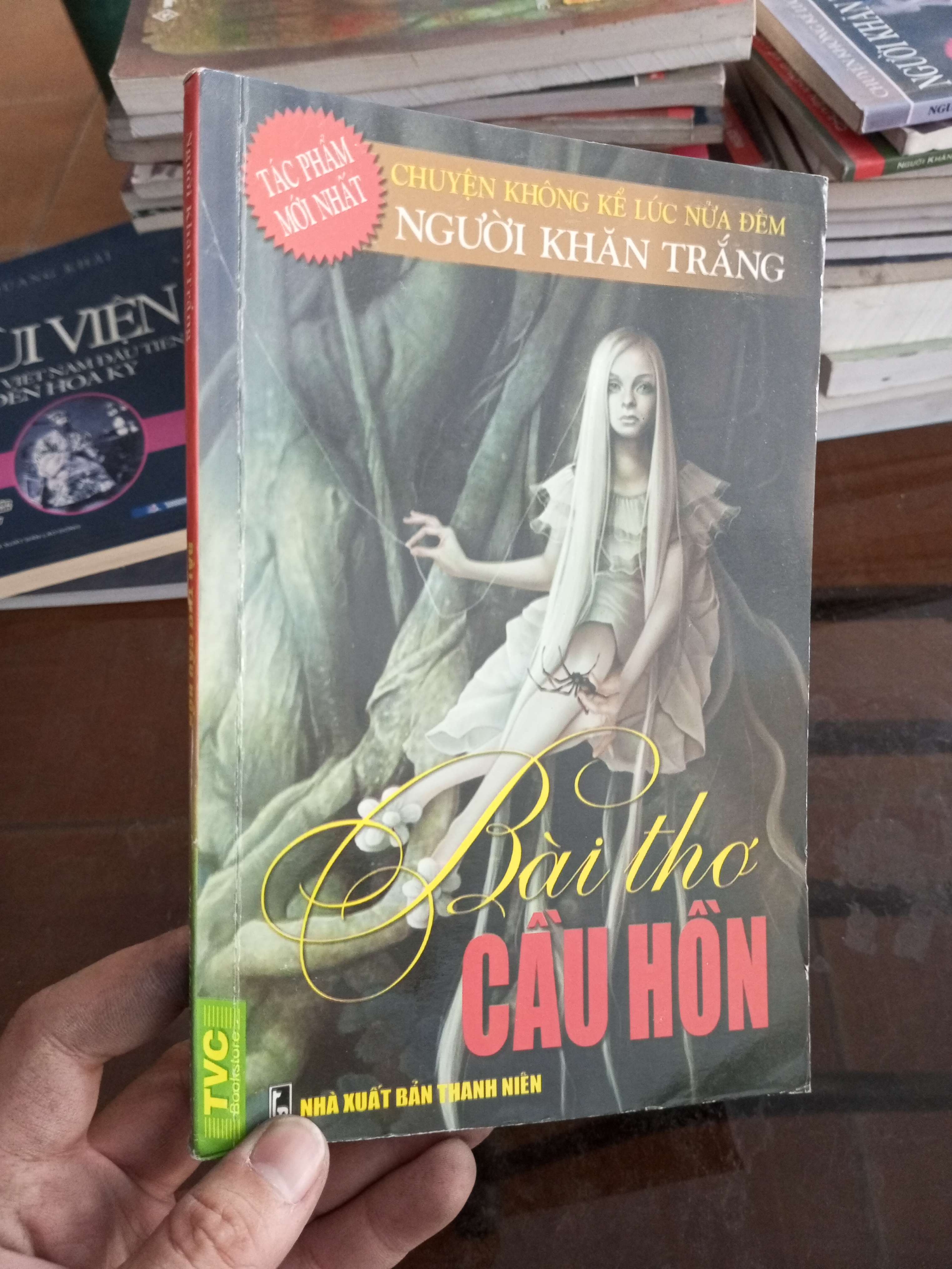 Bài thơ cầu hồn - Người Khăn Trắng (Truyện kinh dị) VAVO1304-A0
