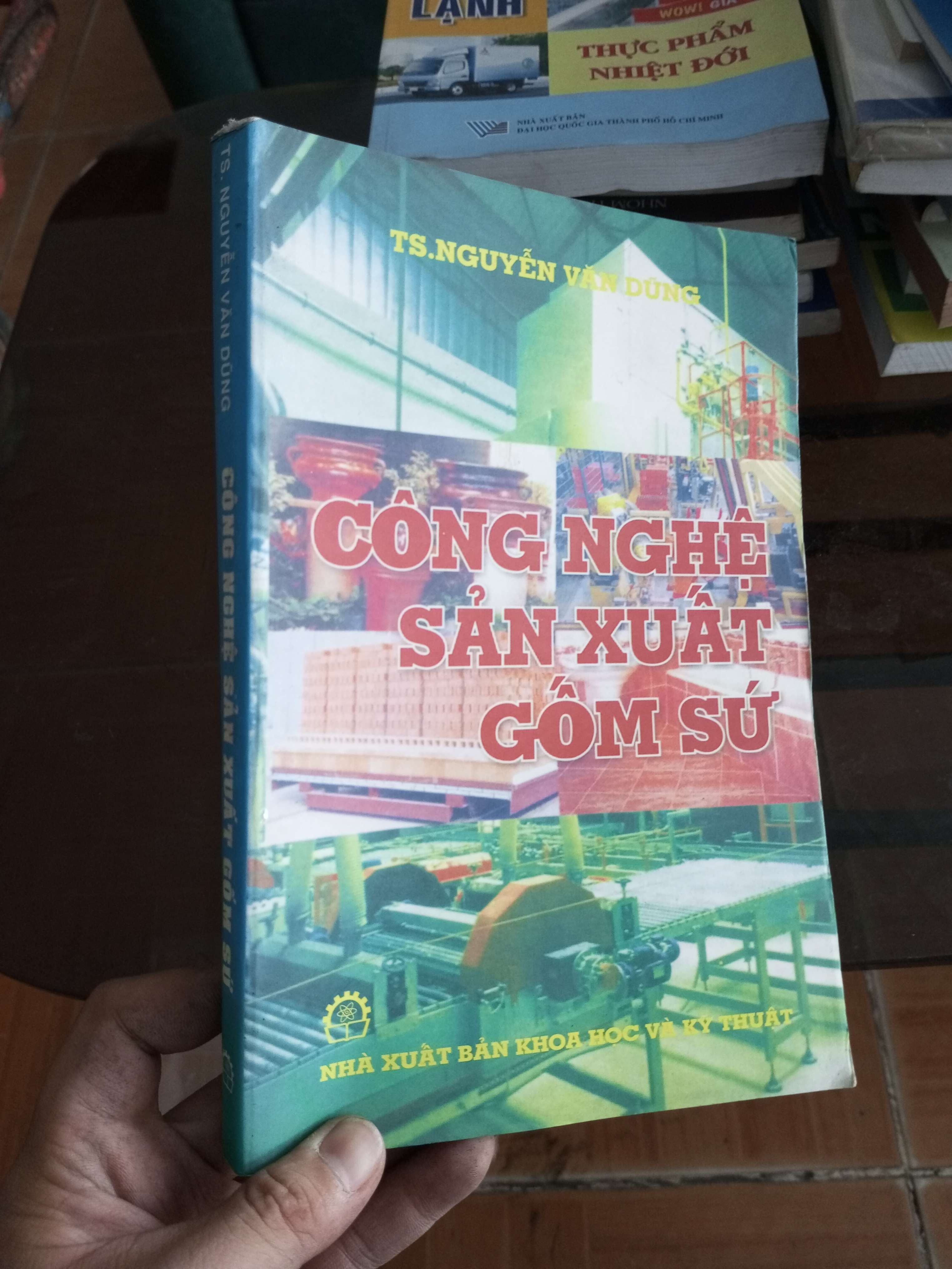 Công nghệ sản xuất gốm sứ - Văn Dũng 2009 (Sách giáo khoa - giáo trình) VAVO1304-A0