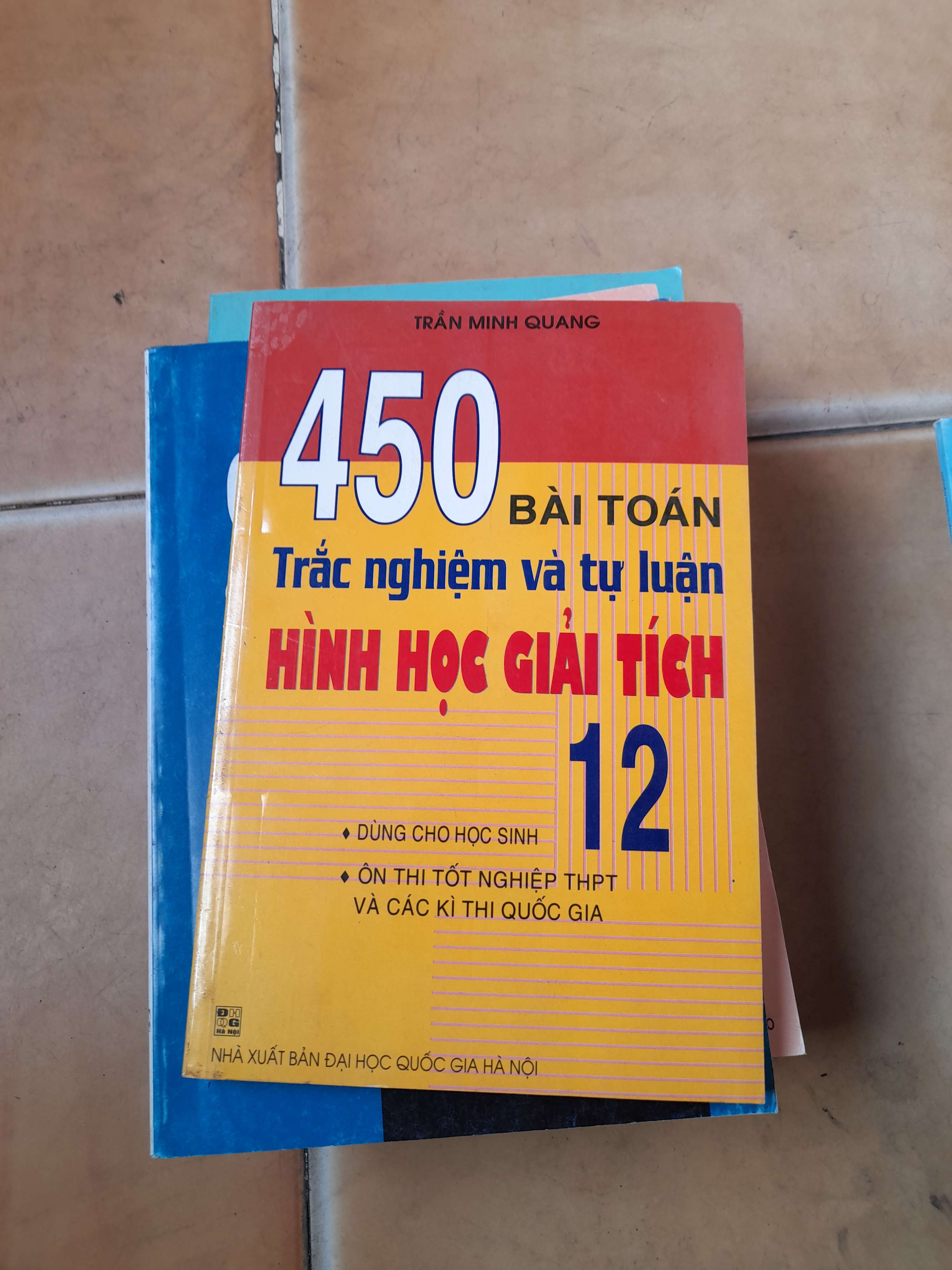 450 bài toán Trắc nghiệm và tự luận Hình học giải tích 12 - Trần Minh Quang 2007 (Tham khảo - luyện thi) VAVO1304-AK3T4