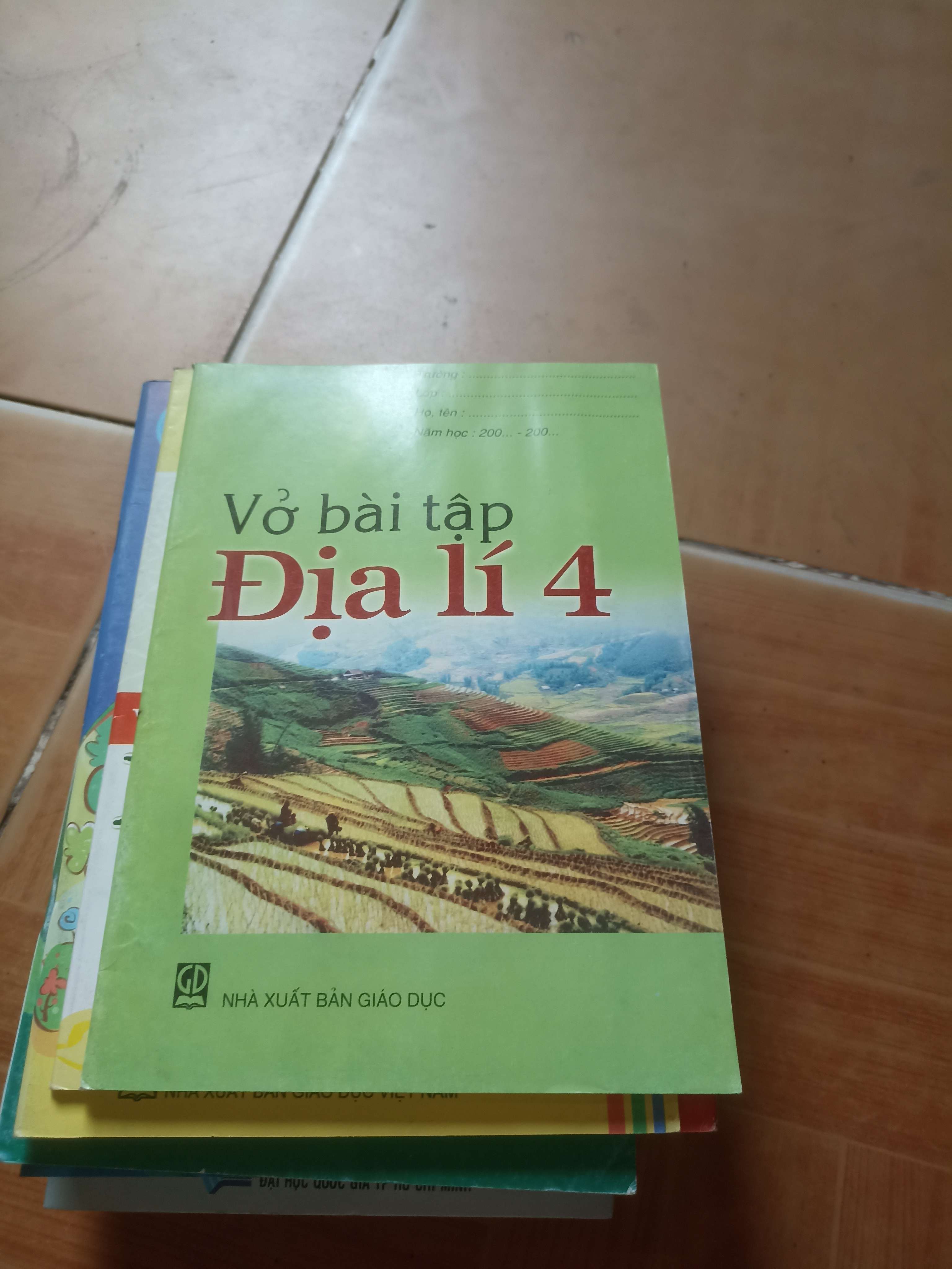 Vở bài tập địa lí 4 2008 (Giáo khoa) VAVO1304-AK3ST2