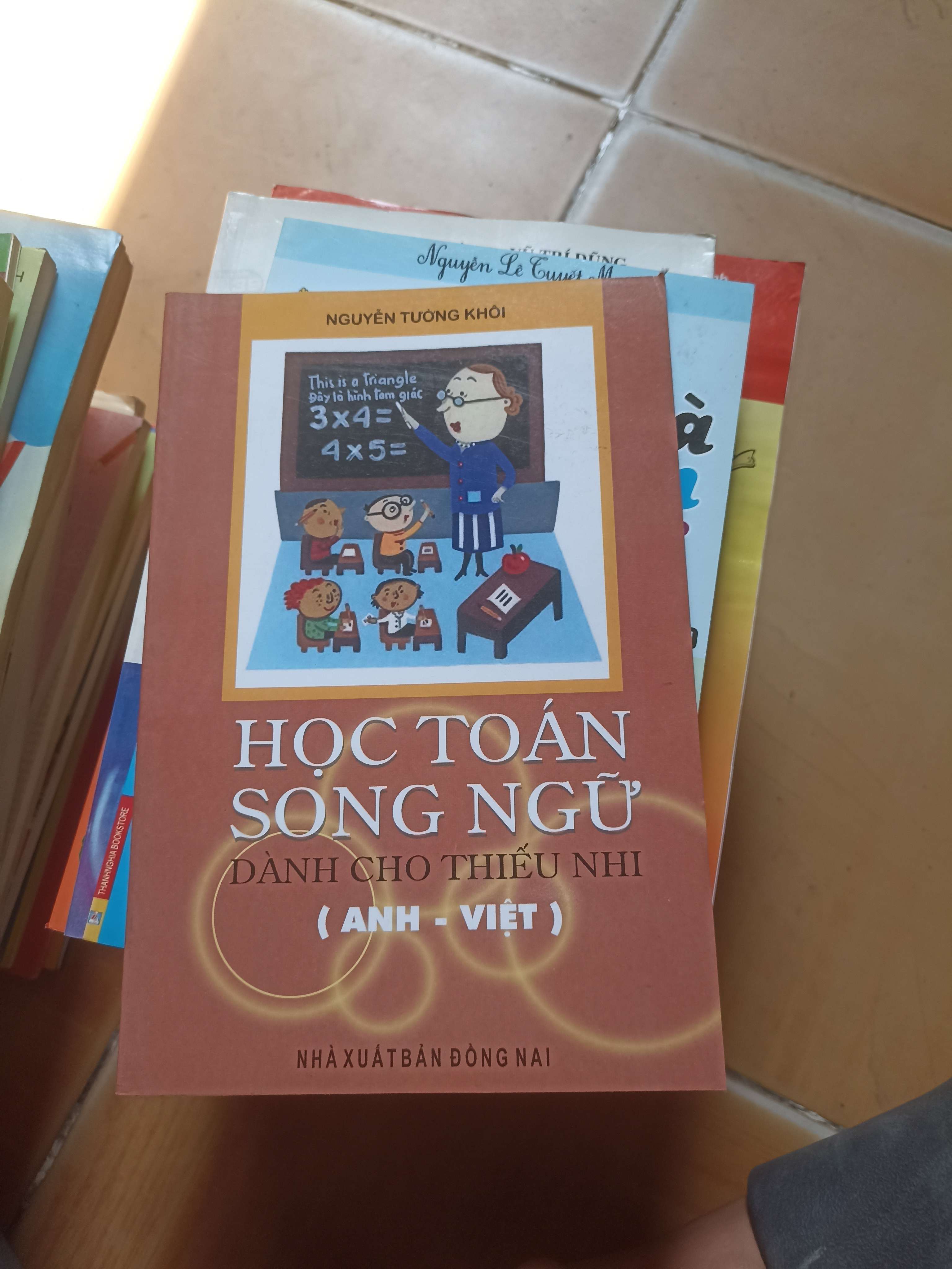 Học toán song ngữ - Tường Khôi 2006 (Giáo khoa) VAVO1304-AK3ST2