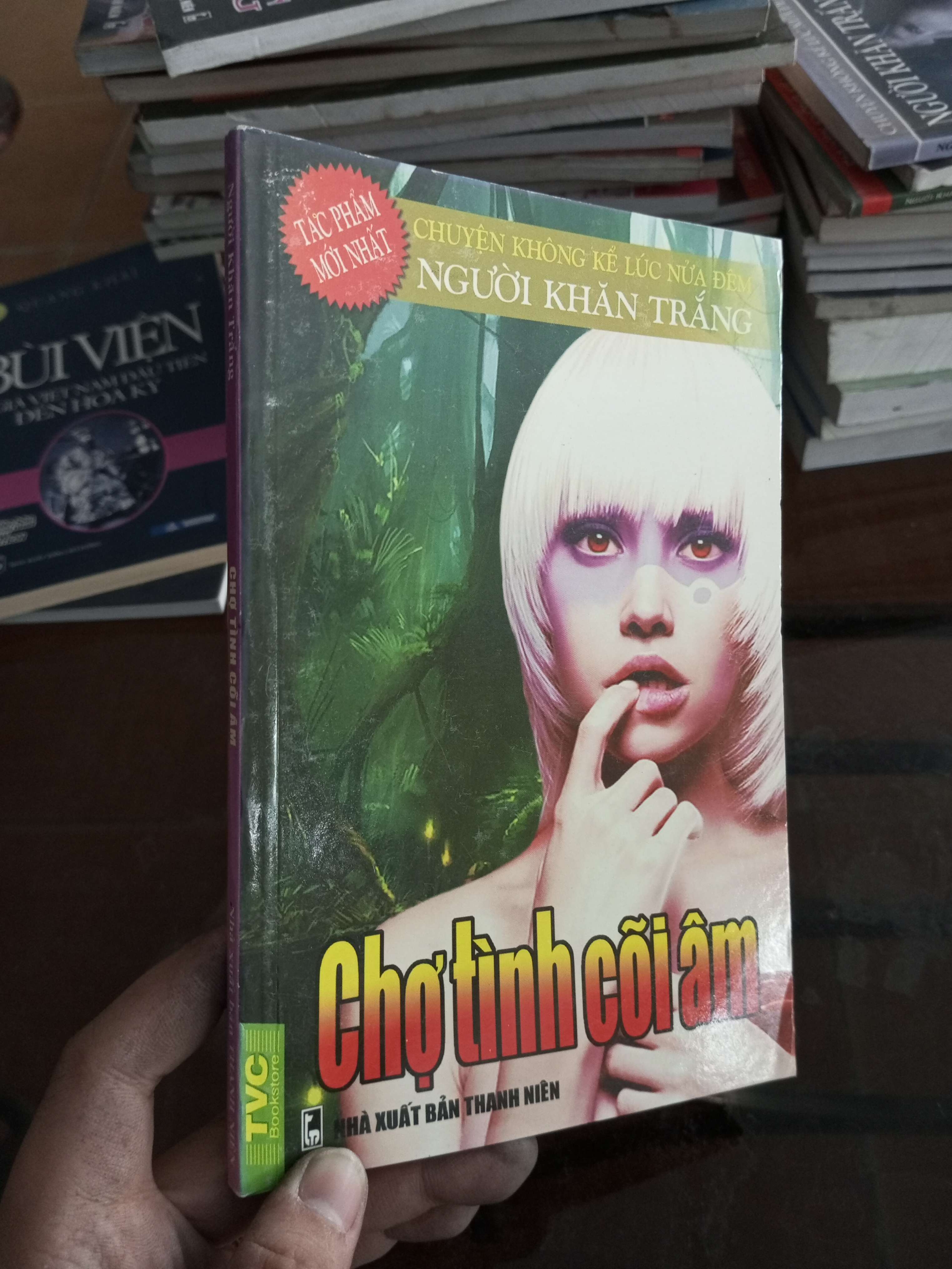 Chợ tình cõi âm - Người Khăn Trắng 2011 (Truyện kinh dị) VAVO1304-A0