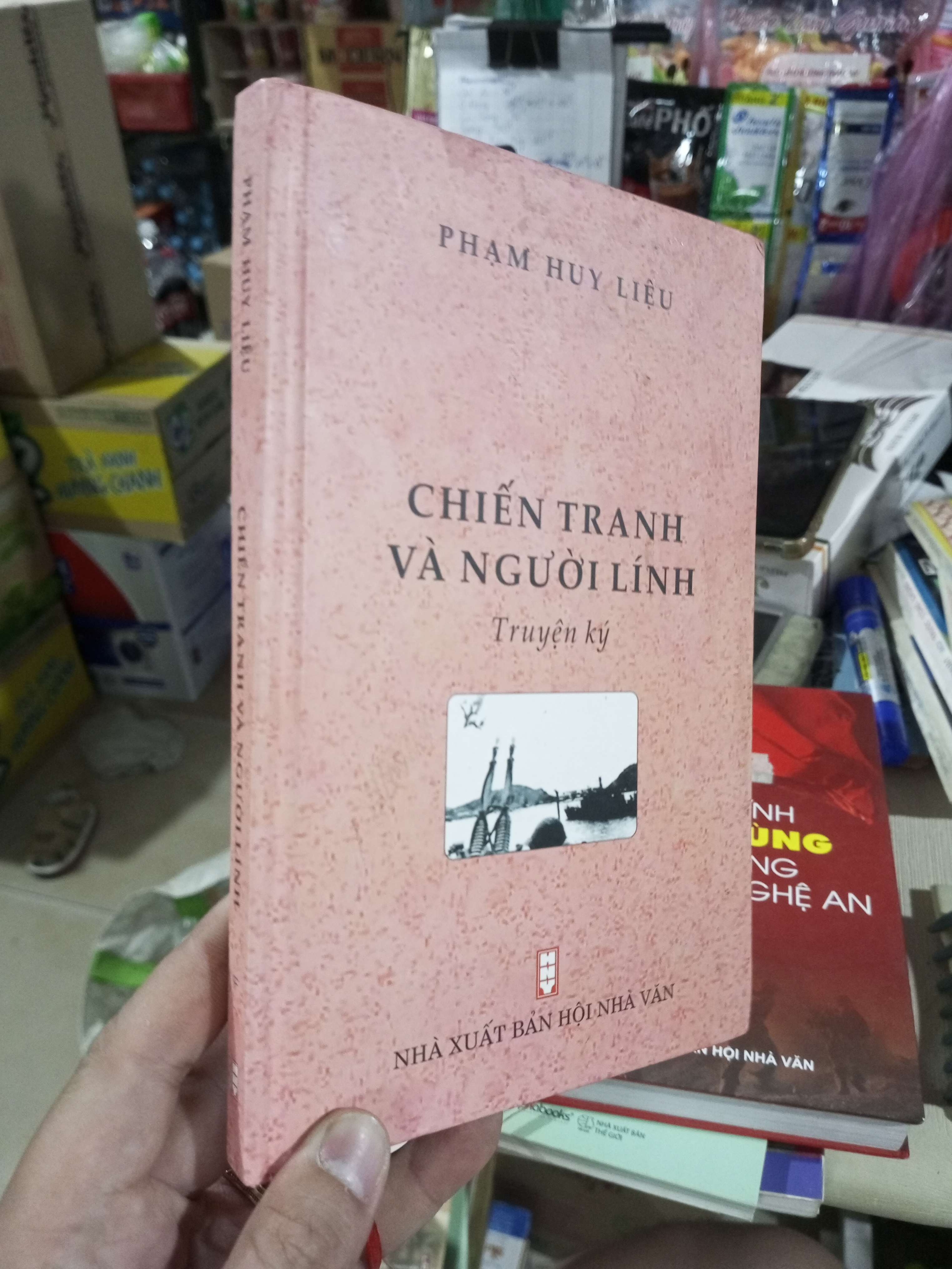 Chiến Tranh Và Người Lính (Truyện Ký) - Phạm Huy Liệu 2024 mới 90% bìa cứng (Sách lịch sử - triết học) HCM1304 (NSX)