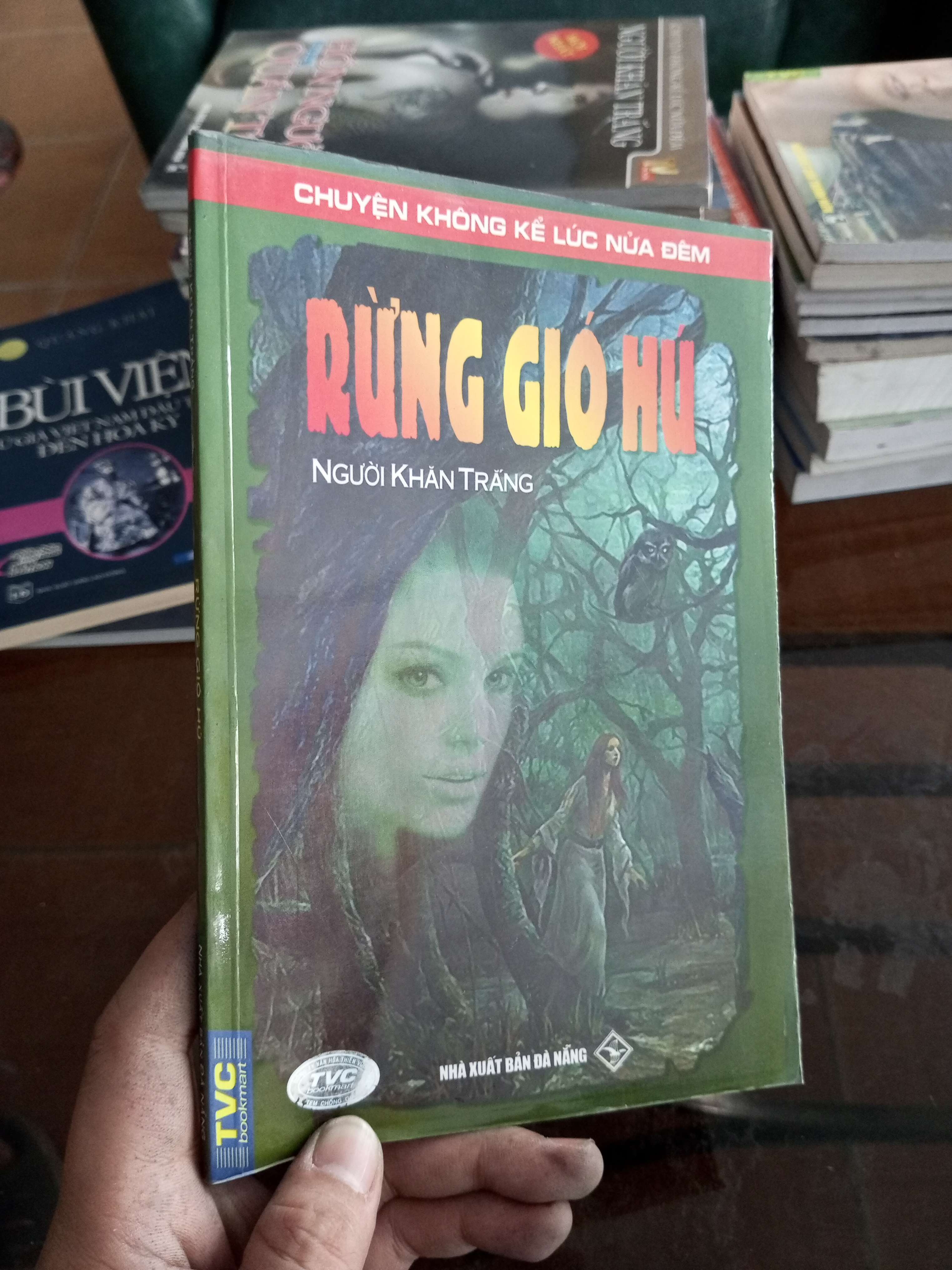 Rừng gió hú - Người Khăn Trắng (Truyện kinh dị) VAVO1304-A0