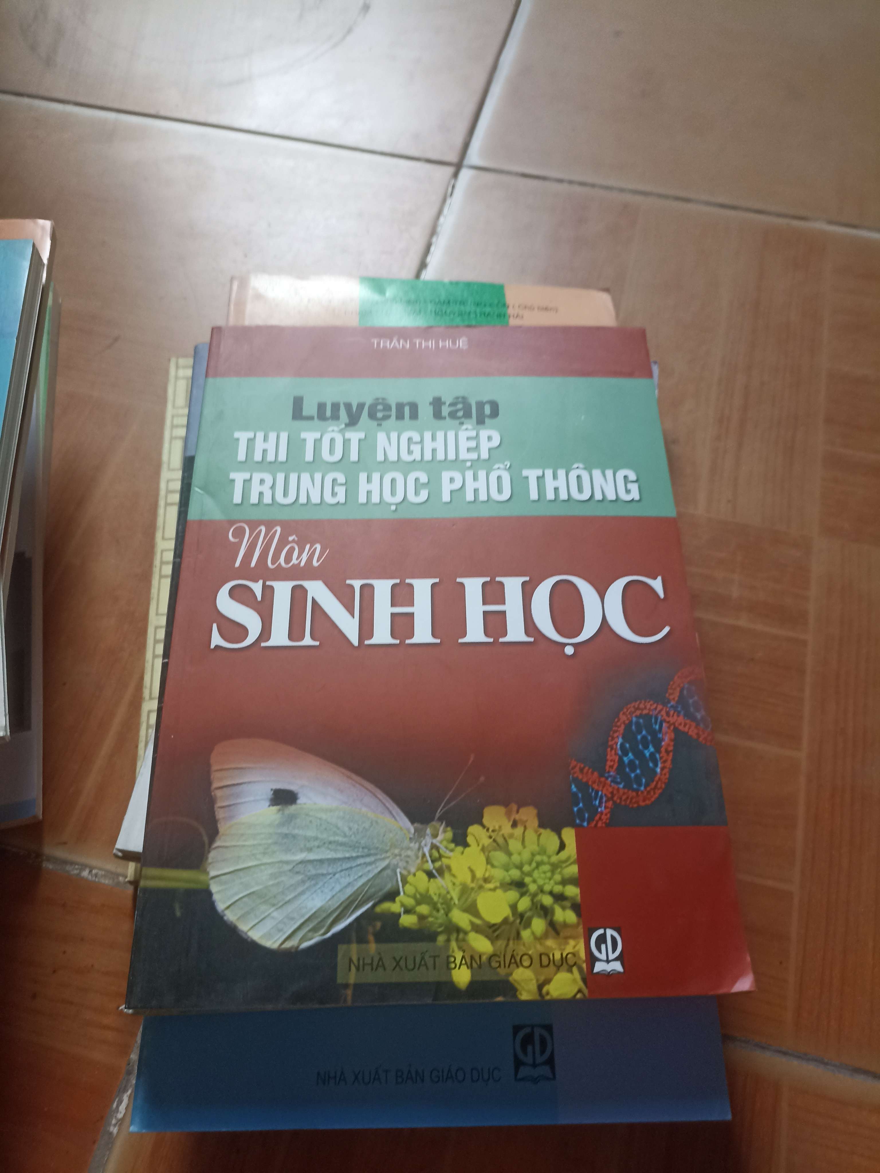 Luyện tập thi tốt nghiệp trung học phổ thông môn sinh học - Thị Huệ 2009 (Tham khảo - luyện thi) VAVO1304-AK3ST3