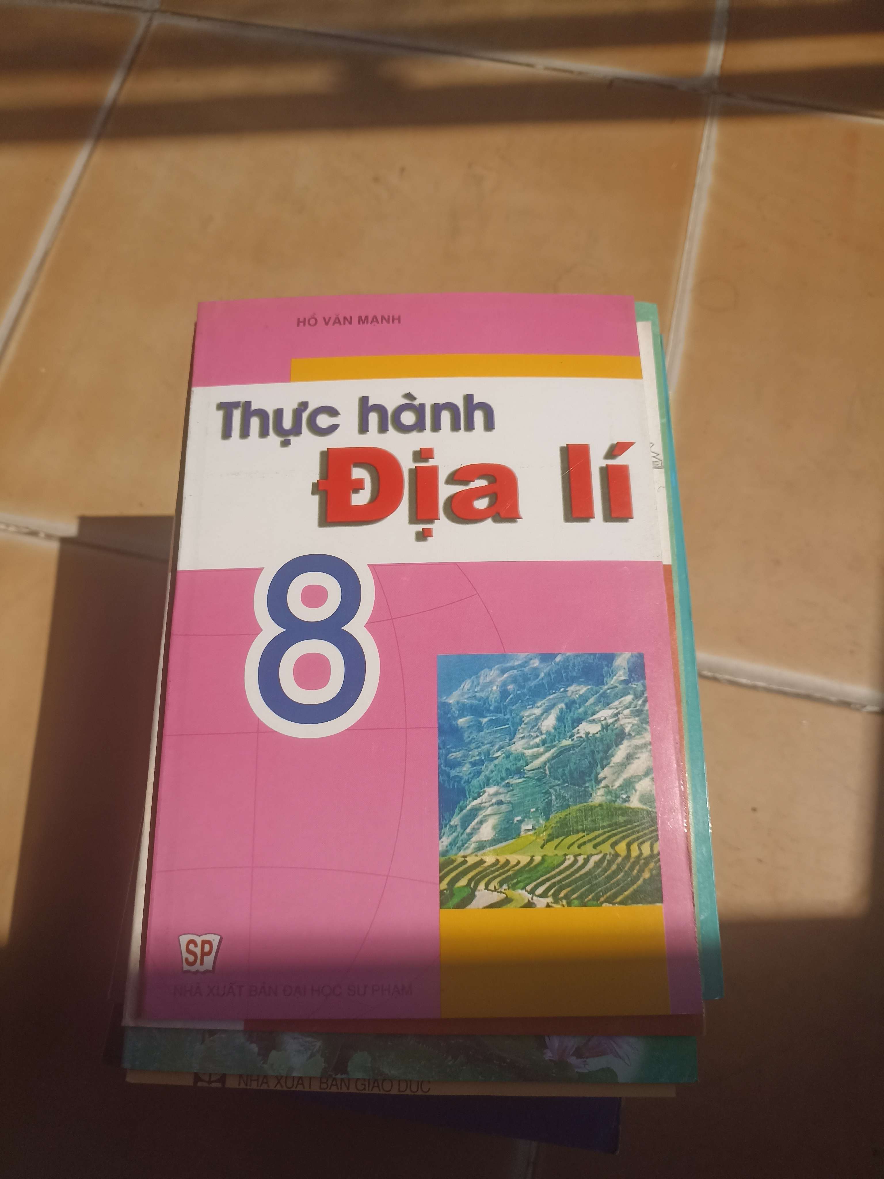 Thực Hành Địa Lí 8 – Hồ Văn Mạnh 2009 (Giáo khoa) VAVO1304-AK3ST2