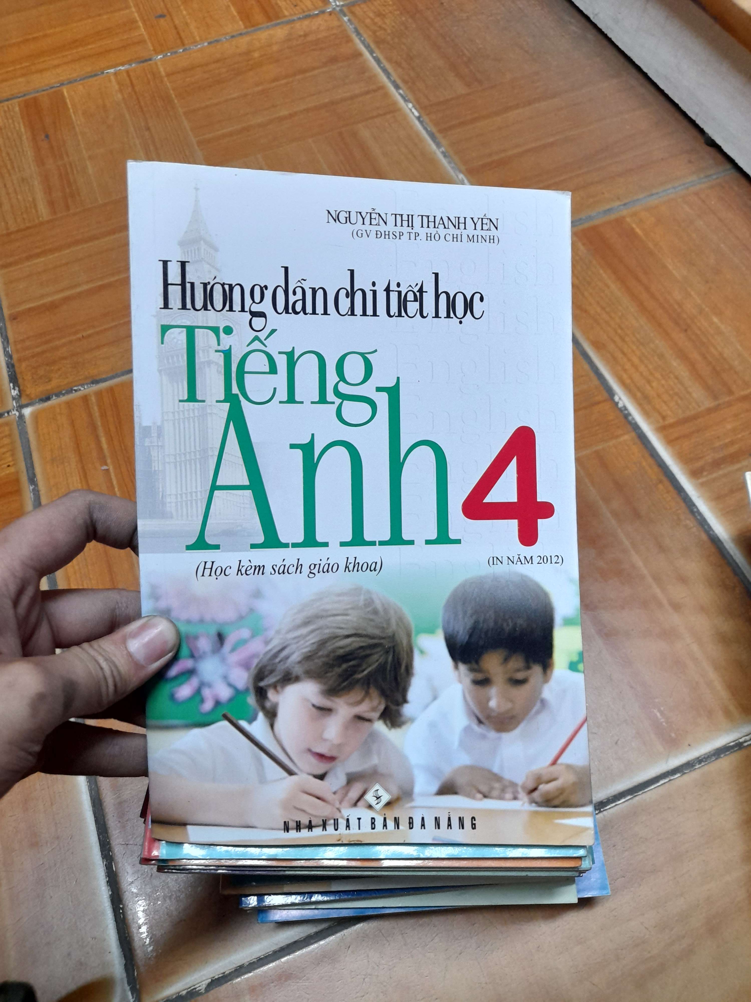 Hướng Dẫn Chi Tiết Học Tiếng Anh 4 – Nguyễn Thị Thanh Yến 2011 (Sách tự học tiếng Anh) VAVO1304-AK3ST1