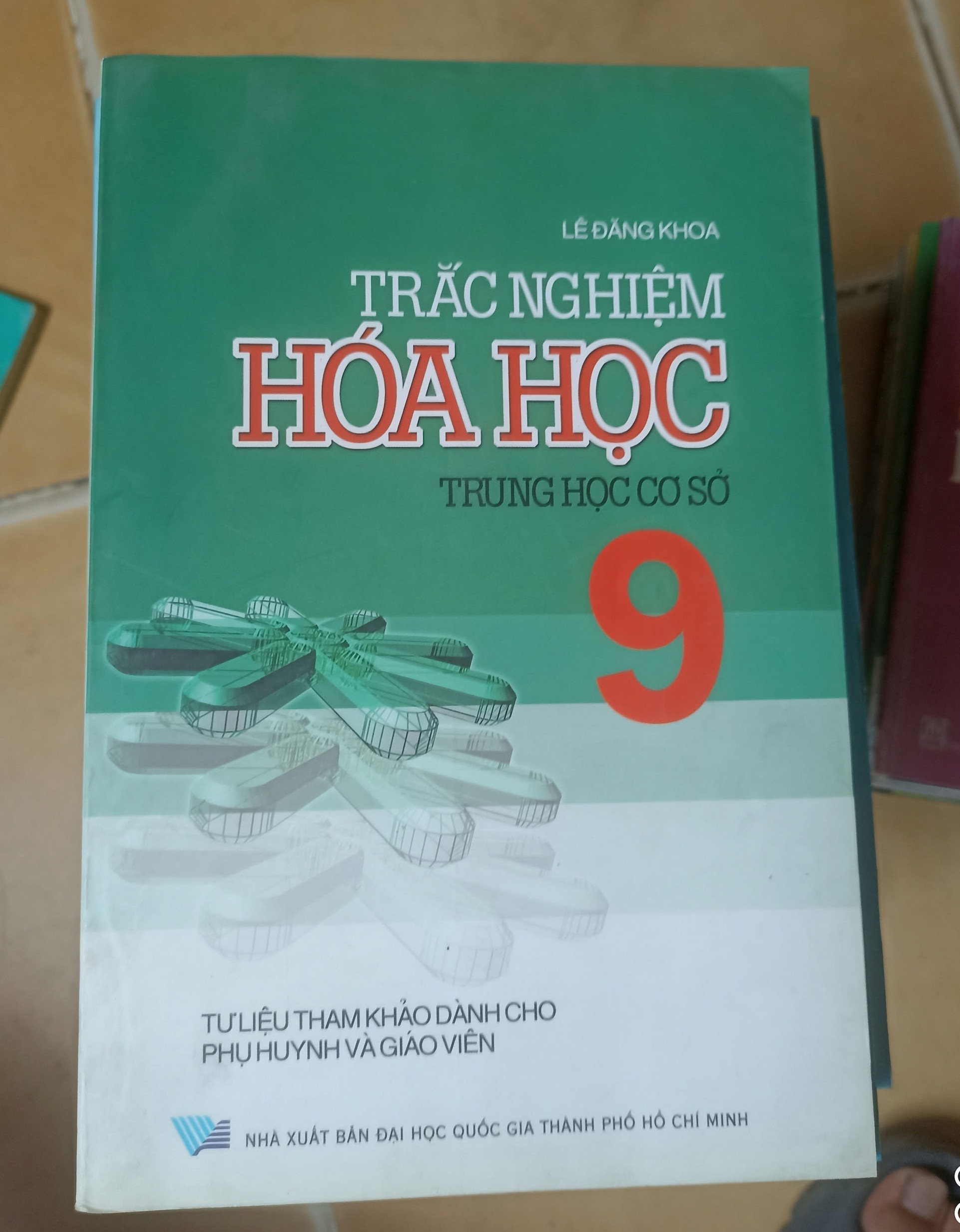 Trắc Nghiệm Hóa Học Trung Học Cơ Sở 9 - Lê Đăng Khoa 2005 (Tham khảo - luyện thi) VAVO1304-AK3T2