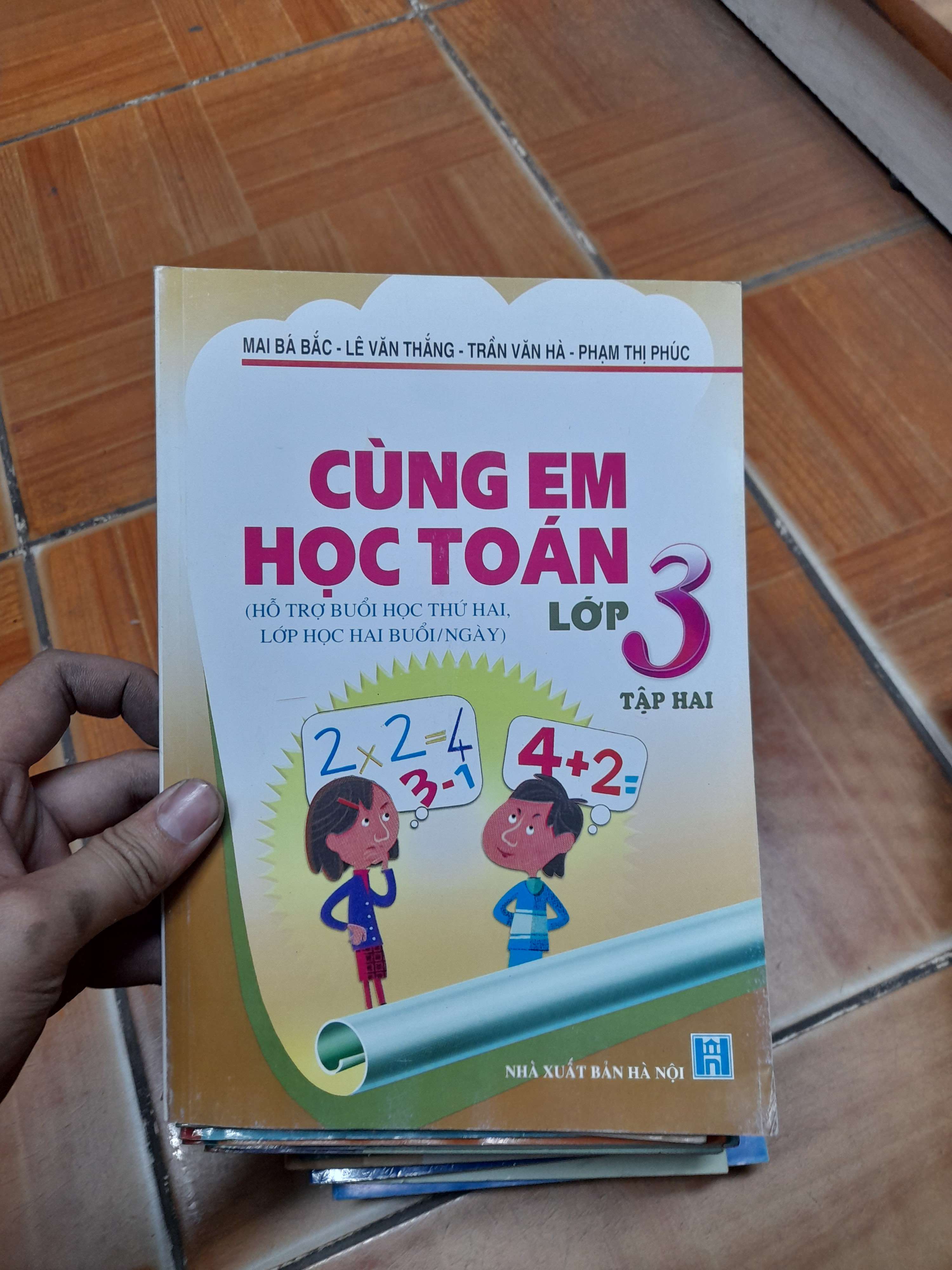Cùng Em Học Toán Lớp 3 (Tập 2) – Mai Bá Bắc, Lê Văn Thắng, Trần Văn Hà, Phạm Thị Phúc 2015 (Tham khảo - luyện thi) VAVO1304-AK3ST1