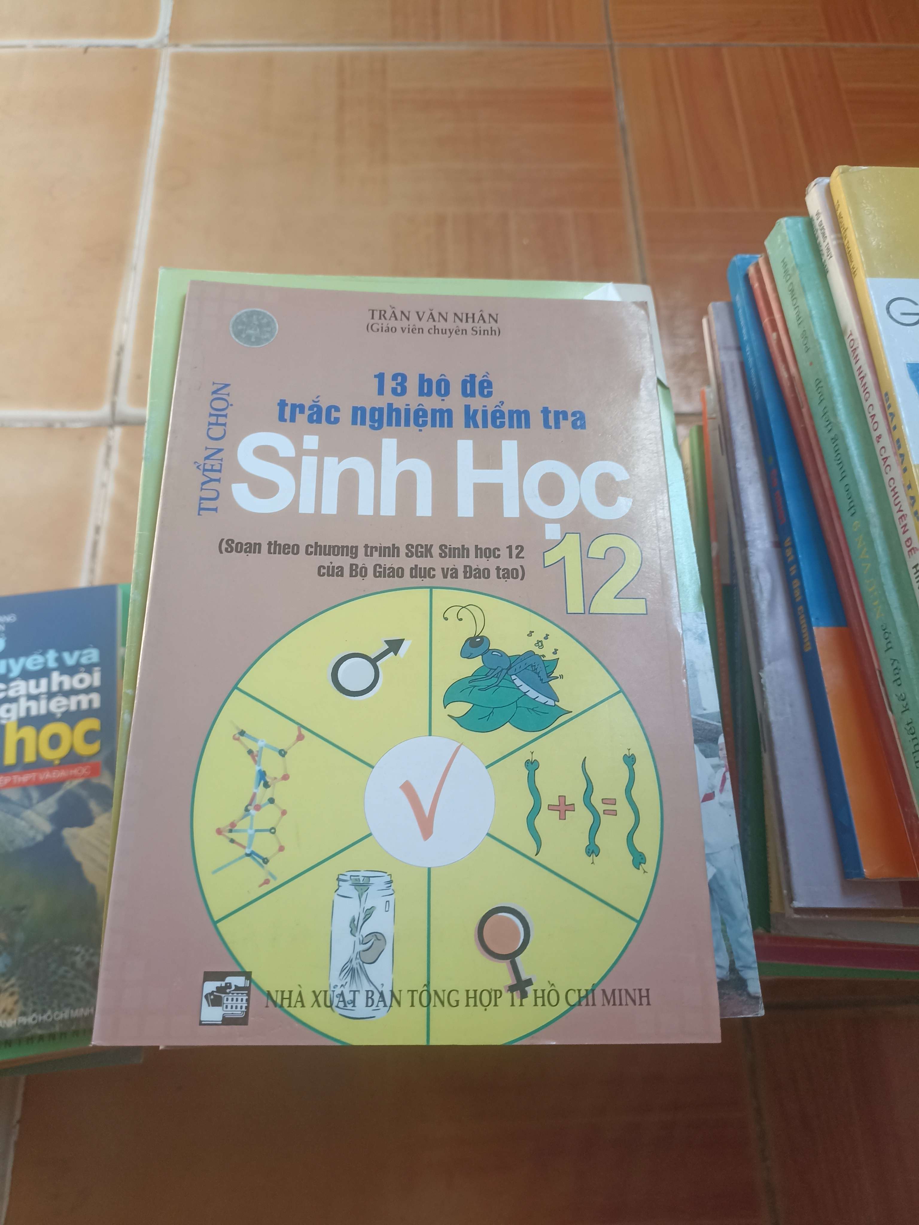 13 bộ đề trắc nghiệm kiểm tra sinh học 12 - Văn Nhân 2008 (Tham khảo - luyện thi) VAVO1304-AK3ST4