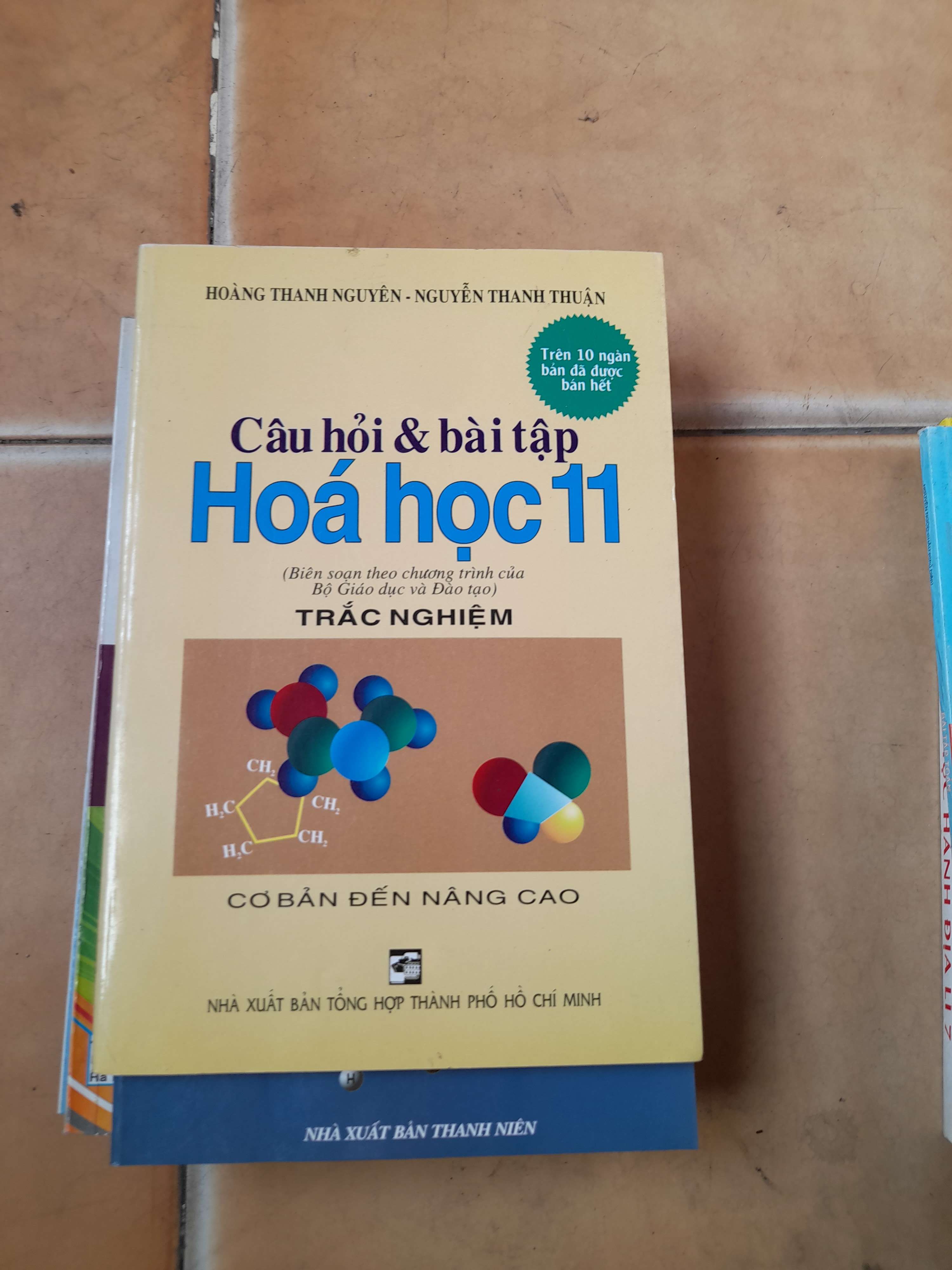 Câu hỏi & bài tập Hoá học 11 Trắc nghiệm - Hoàng Thanh Nguyên, Nguyễn Thanh Thuận 2008 (Tham khảo - luyện thi) VAVO1304-AK3T4