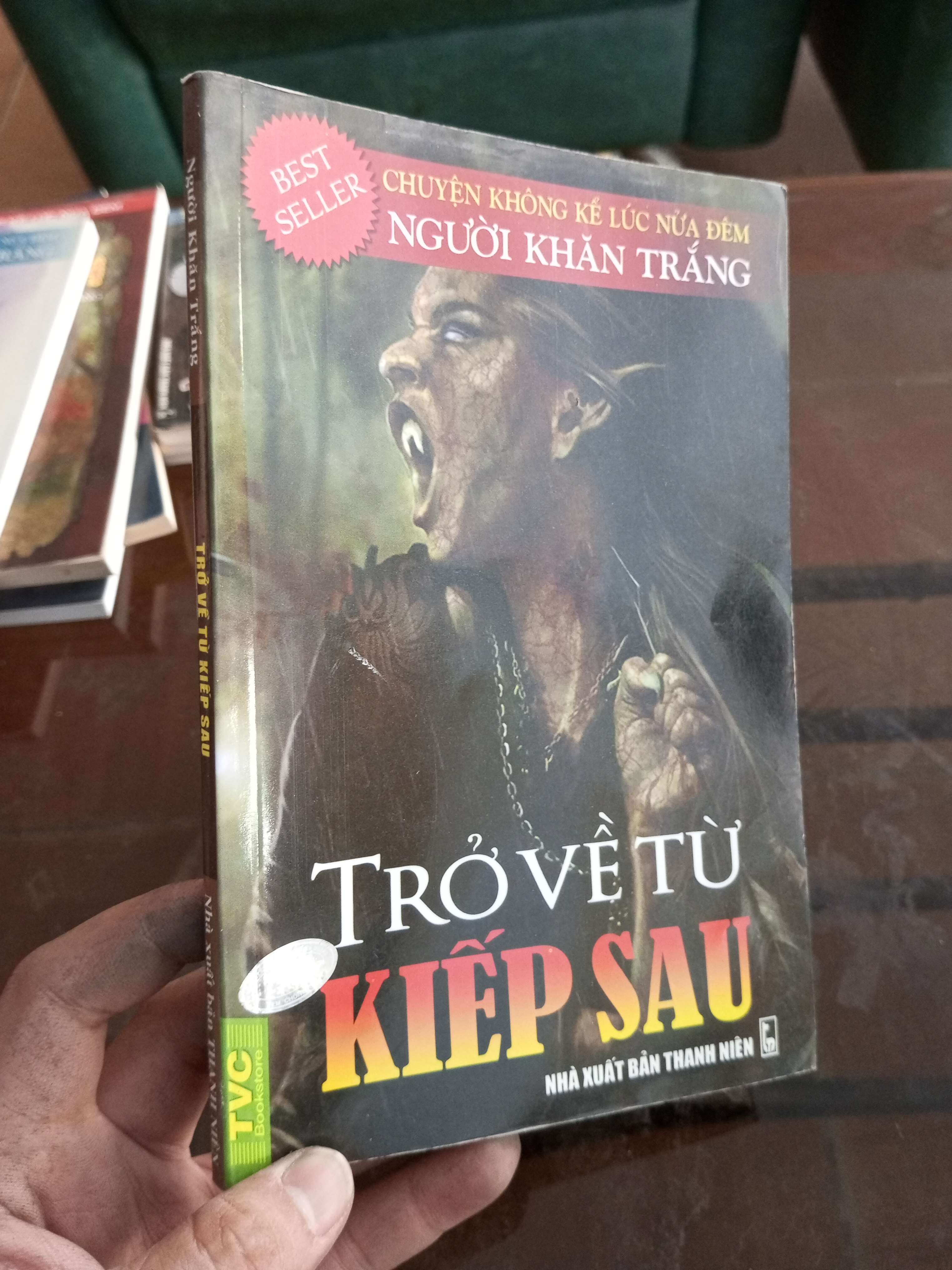 Trở về từ kiếp sau - Người Khăn Trắng (Truyện kinh dị) VAVO1304-A0