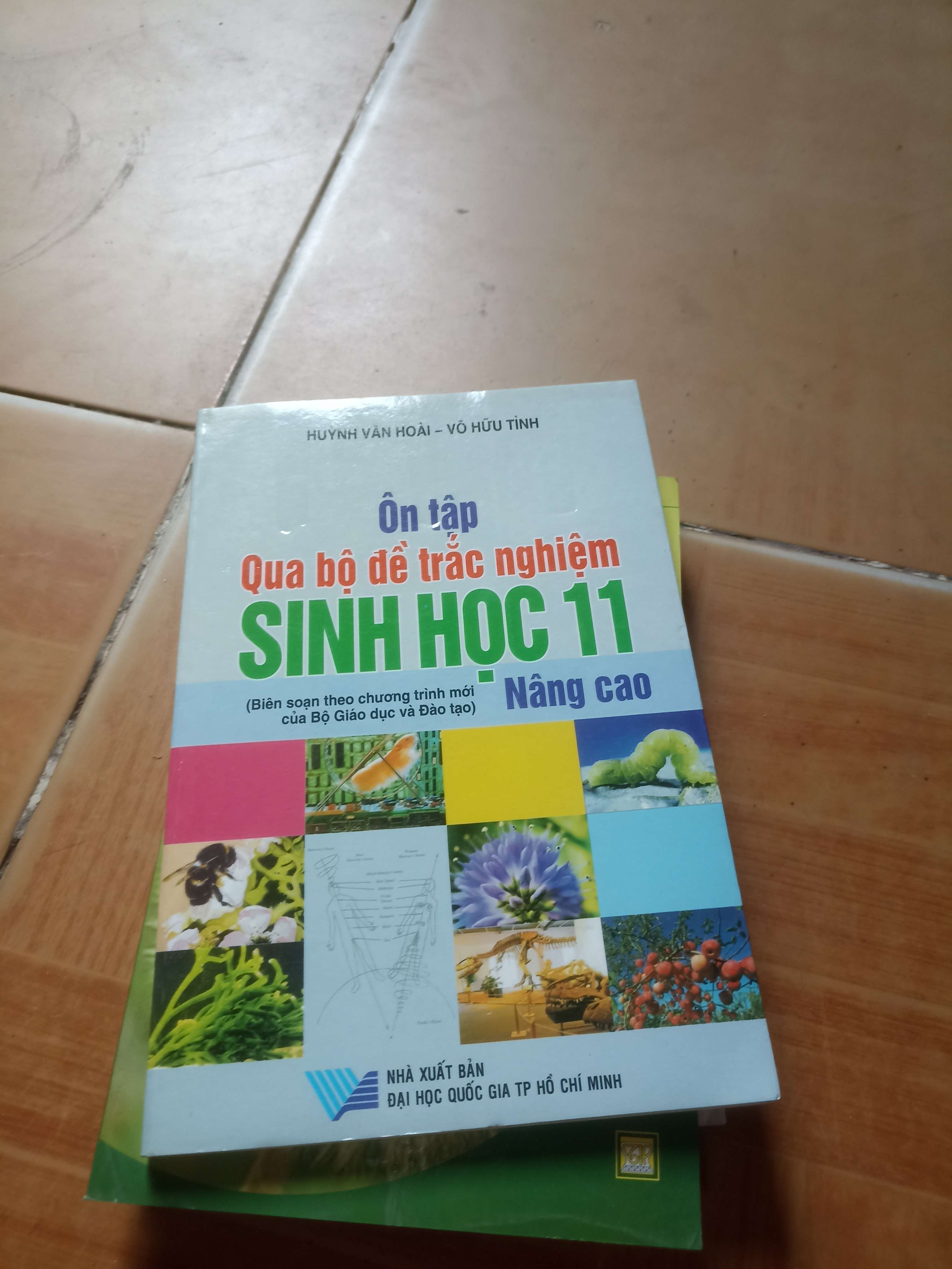 Ôn tập qua bộ đề sinh học 11 nâng cao - Hữu Tính 2007 (Tham khảo - luyện thi) VAVO1304-AK3ST2
