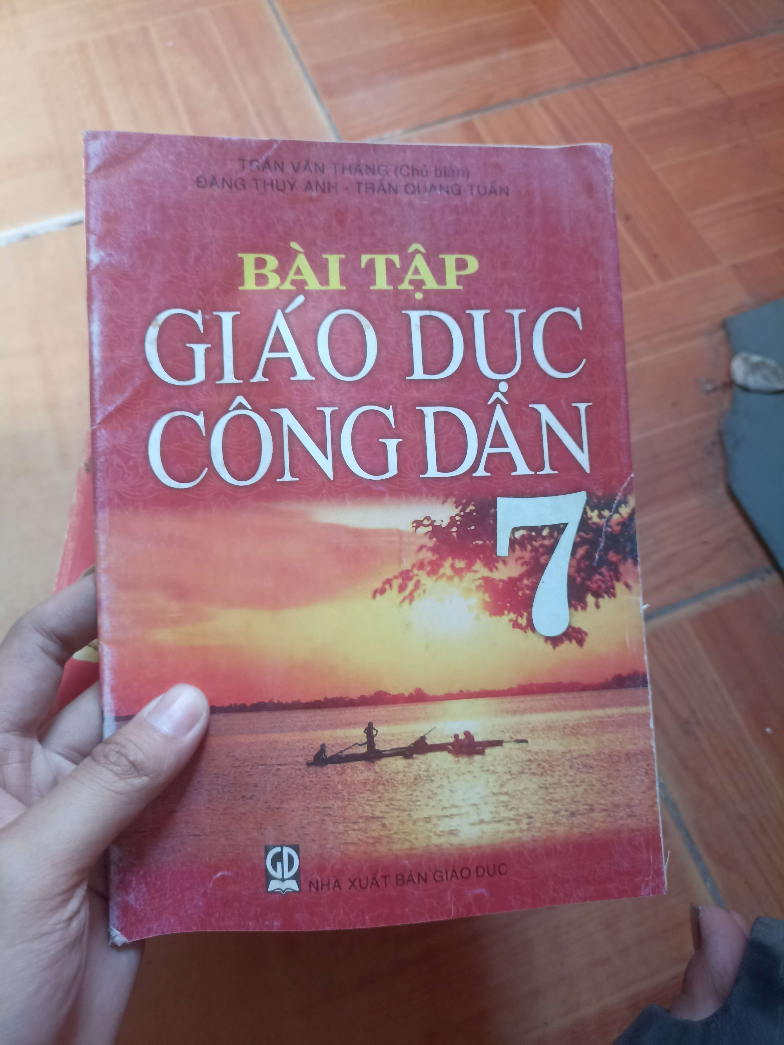Bài tập giáo dục công dân 7 - Thúy Anh 2008 (Giáo khoa) VAVO1304-AK3ST3