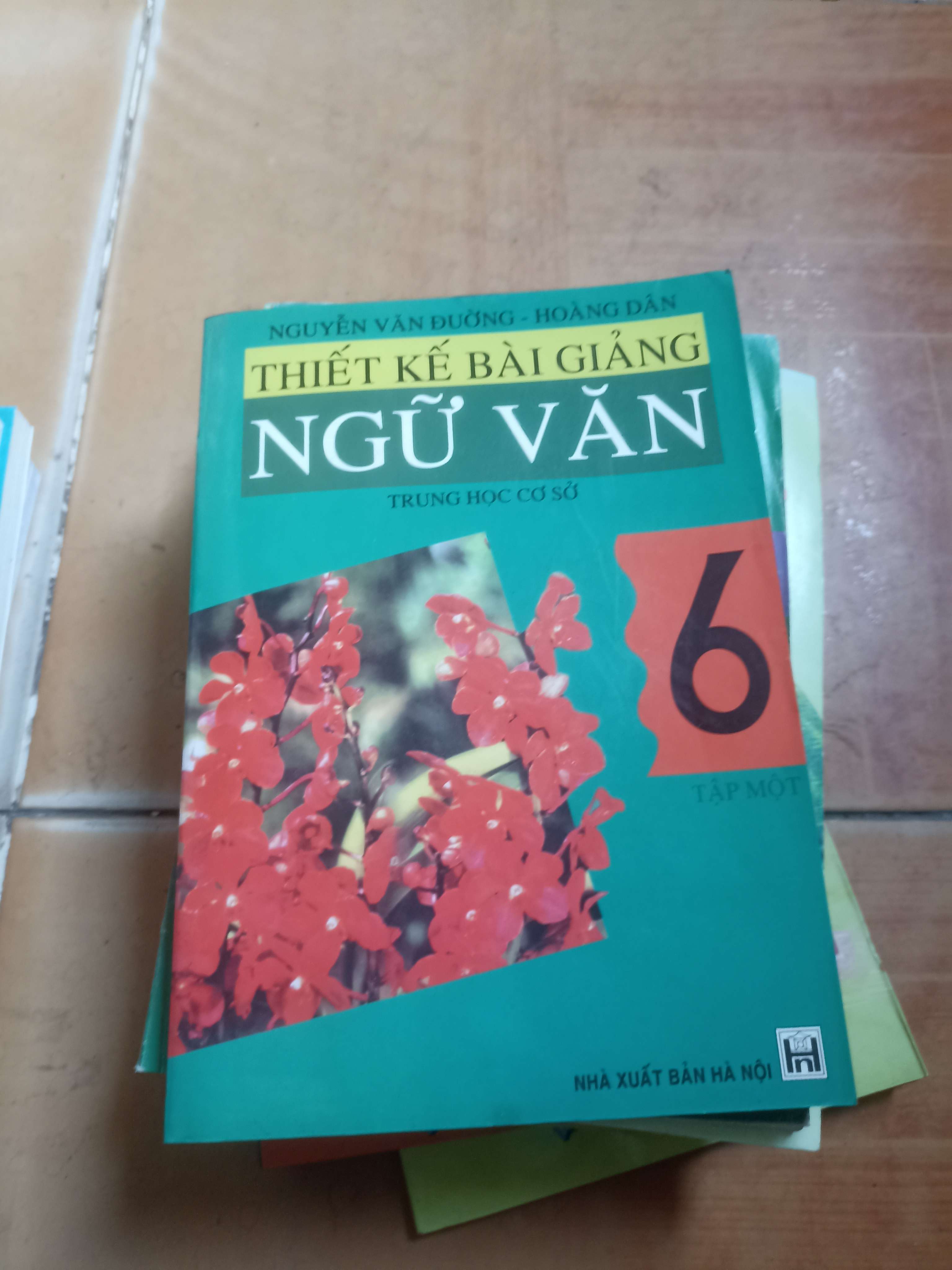 Thiết kế bài giảng ngữ văn 6 - Văn Đường 2003 (Sách giáo khoa - giáo trình) VAVO1304-AK4T1