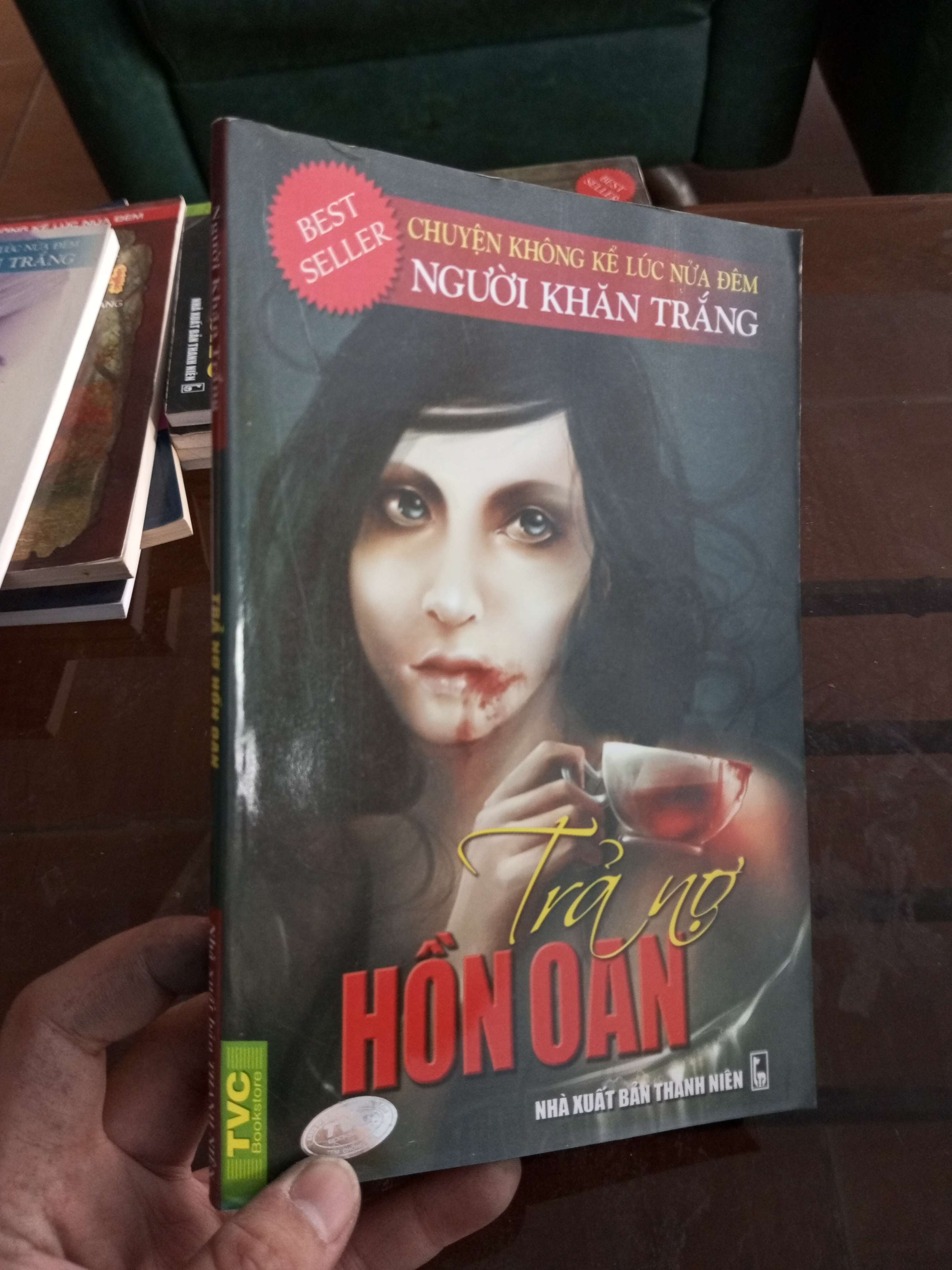 Hồn oan trả nợ - Người Khăn Trắng (Truyện kinh dị) VAVO1304-A0