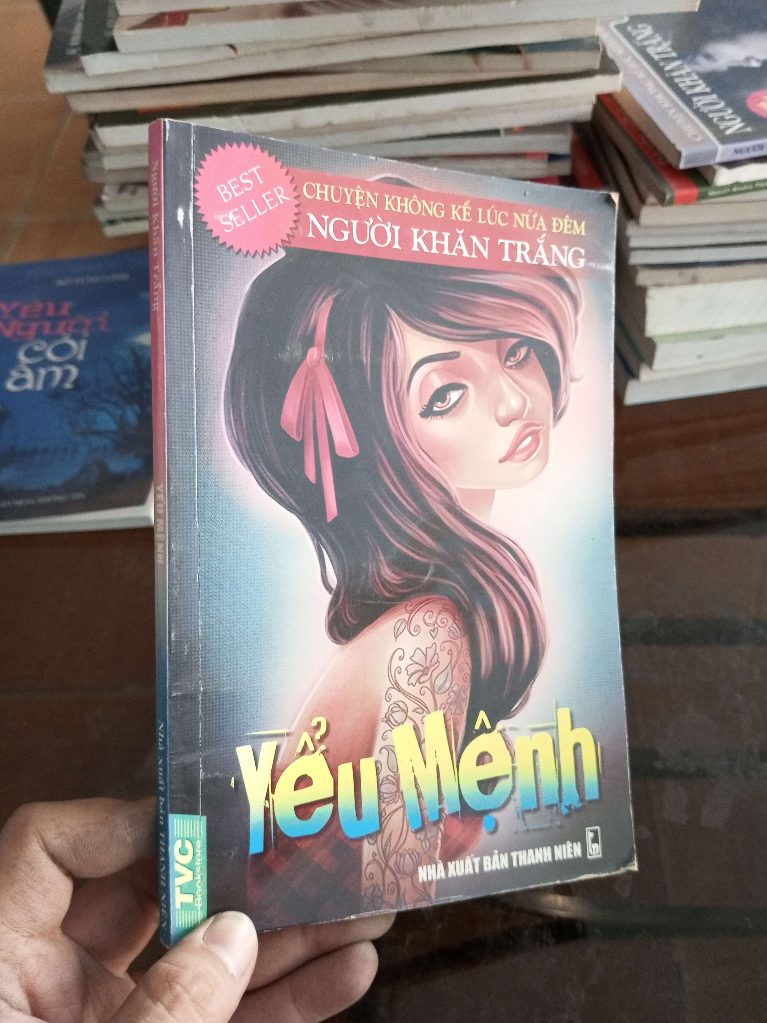 Yểu mệnh - Người Khăn Trắng 2011 (Truyện kinh dị) VAVO1304-A0