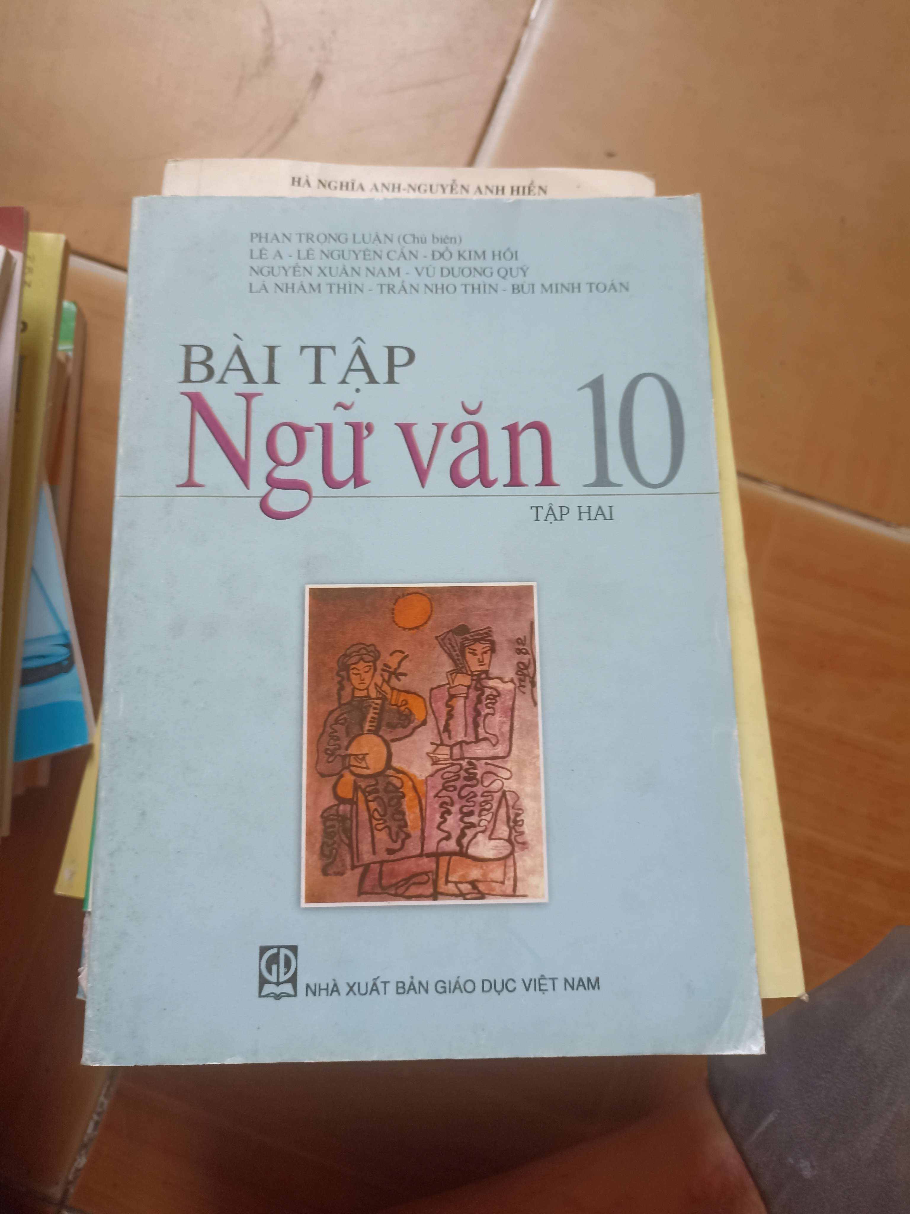 Bài tập ngữ văn 10 tập hai - Lê A 2010 (Giáo khoa) VAVO1304-AK3ST2
