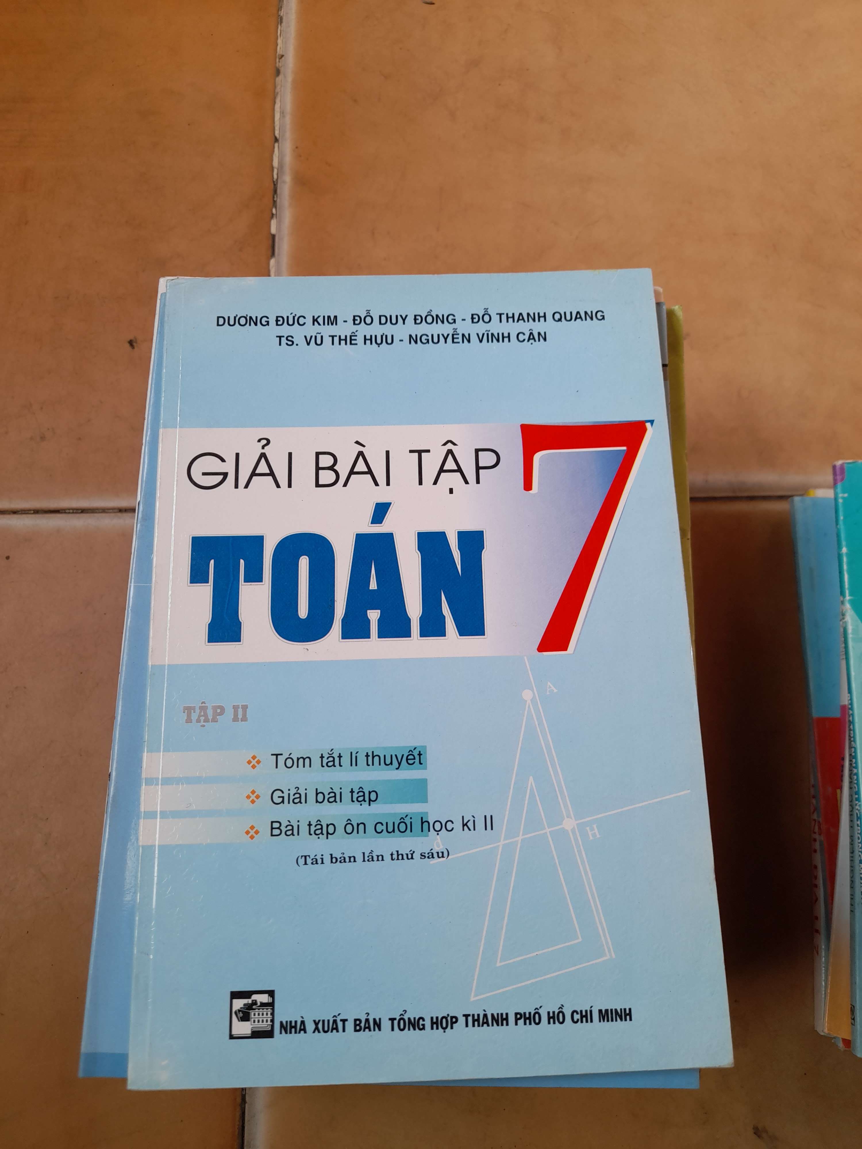 Giải Bài Tập Toán 7 (Tập 2) - Dương Đức Kim, Đỗ Duy Đống, Đỗ Thanh Quang, Vũ Thế Hựu, Nguyễn Vĩnh Cận 2015 (Tham khảo - luyện thi) VAVO1304-AK3T4