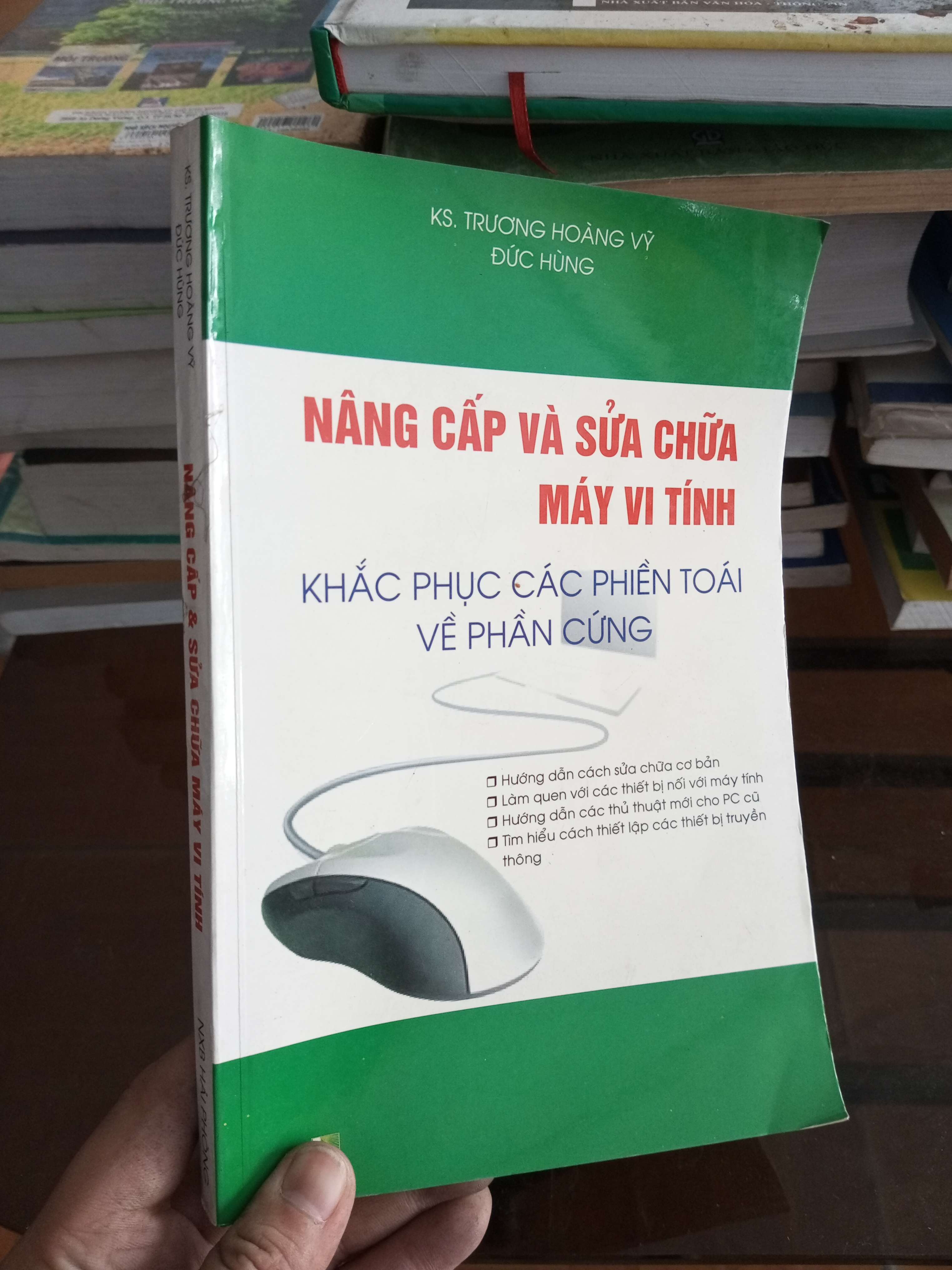 Nâng cấp và sửa chữa máy vi tính - Đức Hùng 2007 (Sách kỹ năng) VAVO1304-A0