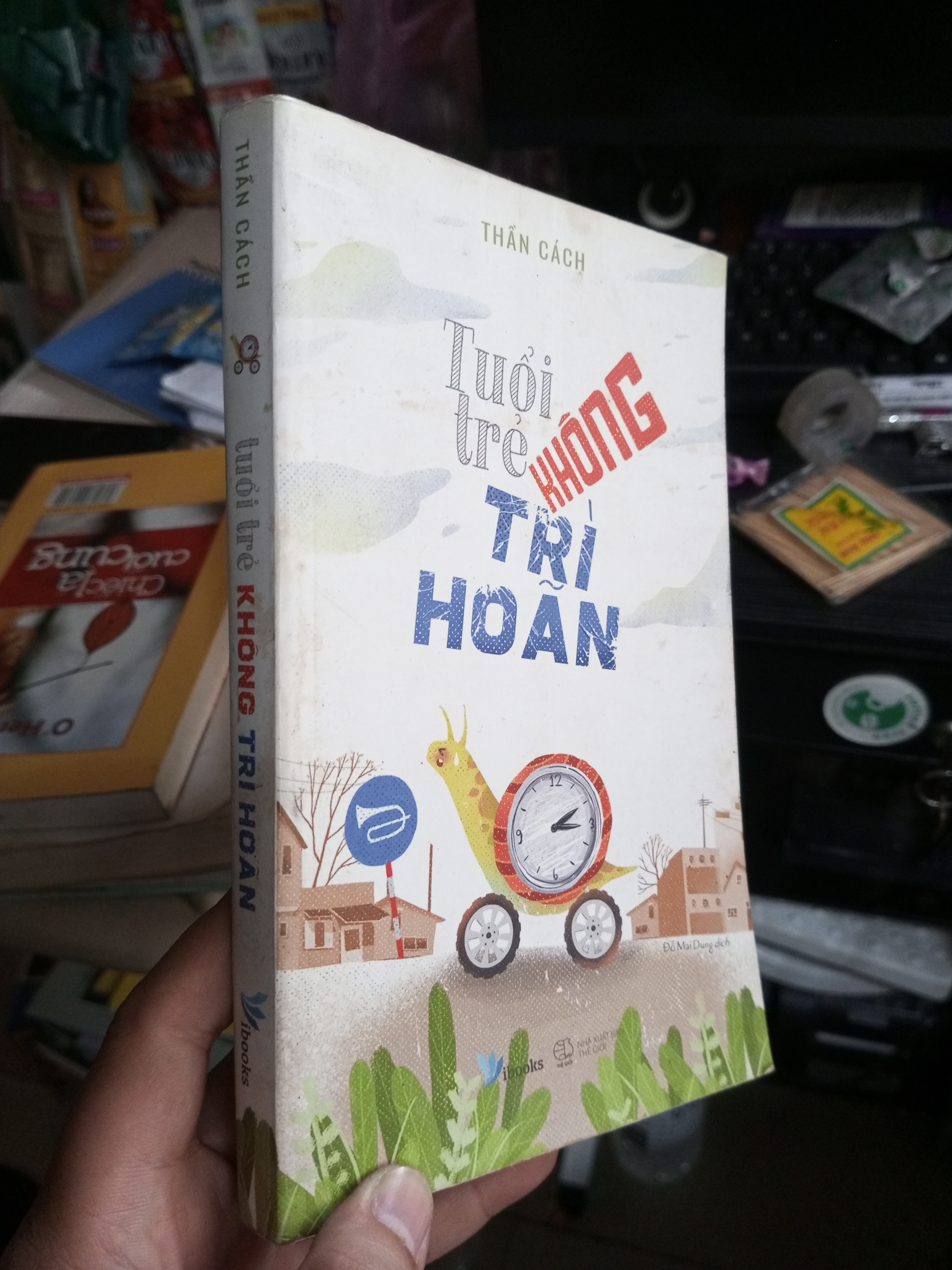 Tuổi trẻ không trì hoãn - Thần Cách 2018 mới 80% ố (Văn học Việt Nam) HCM1804 (NSX)