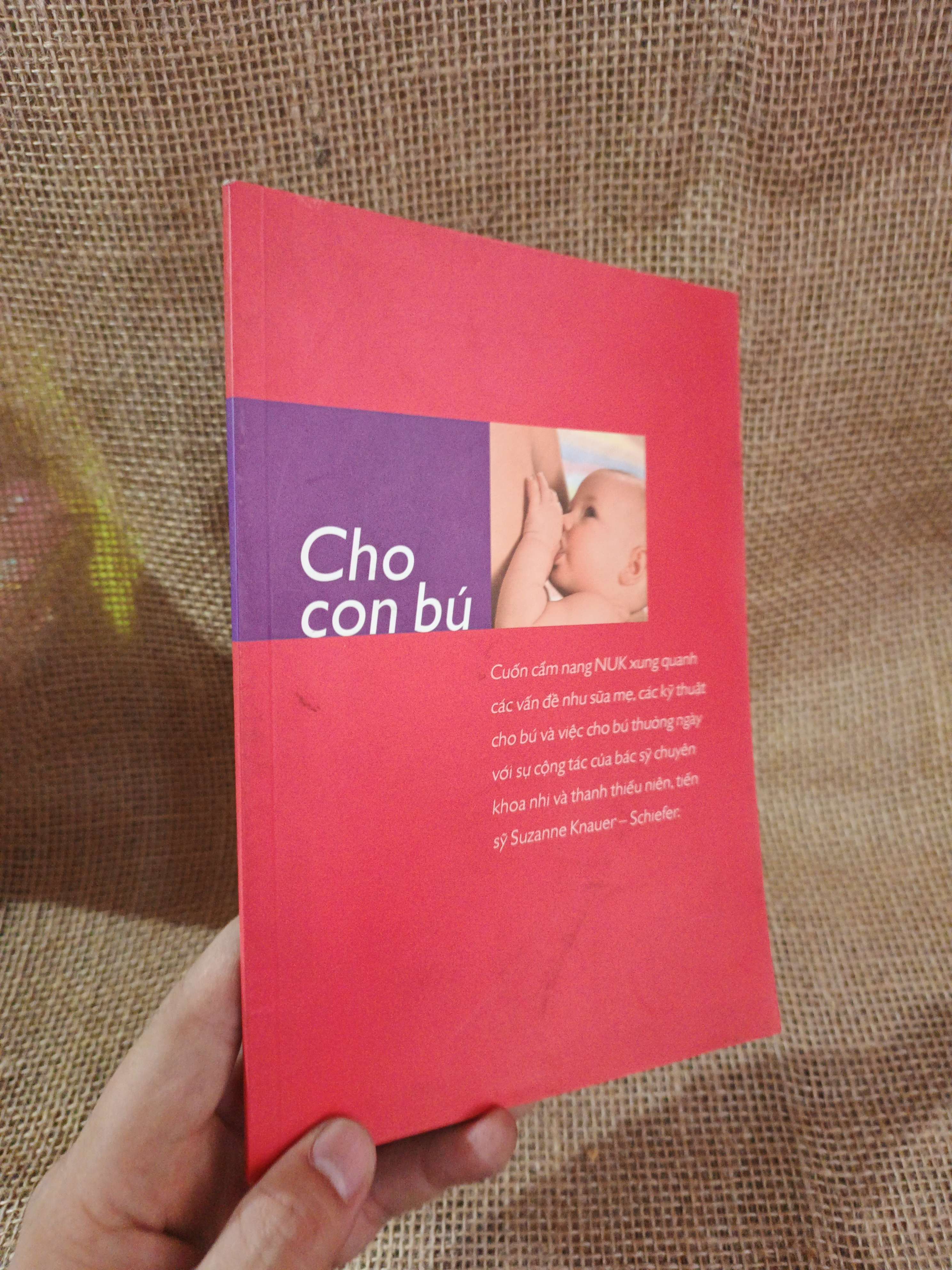 Cho con bú mới 90% (Sách mẹ và bé) HLSC2404