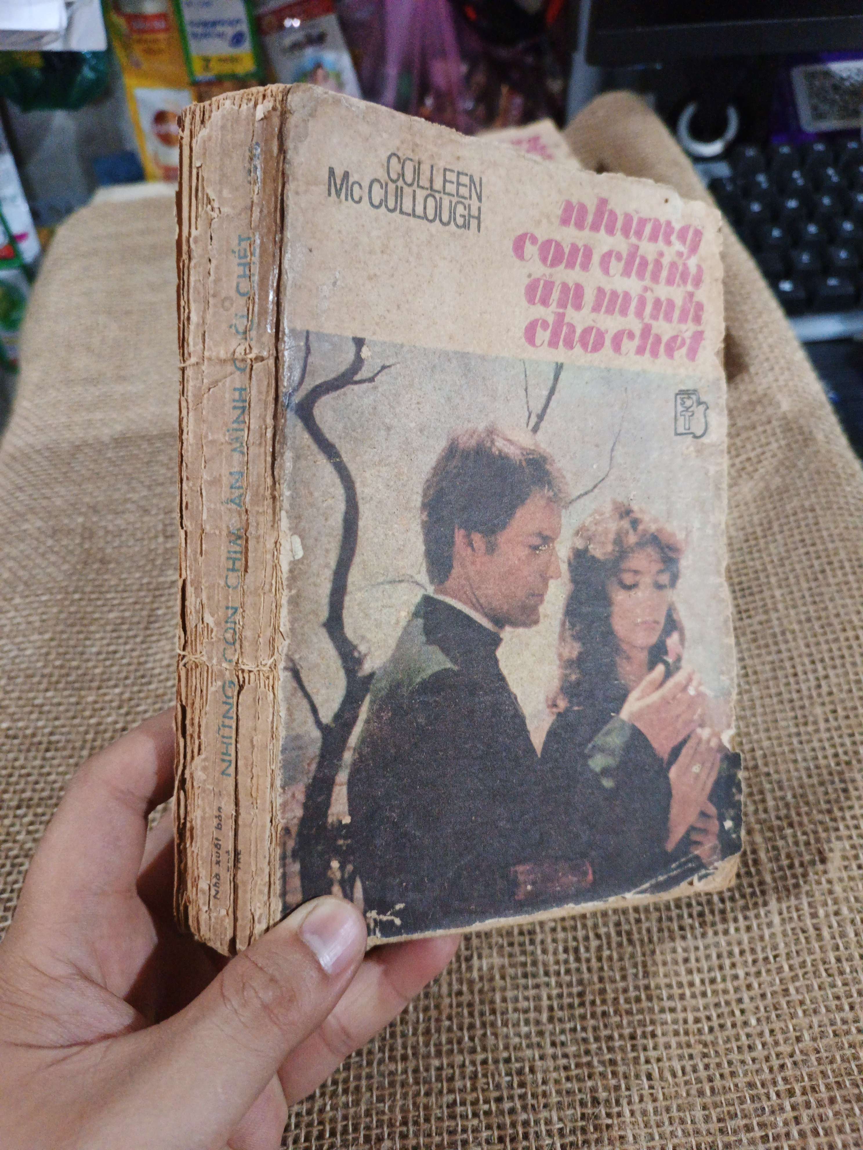 Những con chim ẩn mình chờ chết - Colleen McCullough 1983 mới 70% (Văn học nước ngoài) HLSC2404 (NSX)