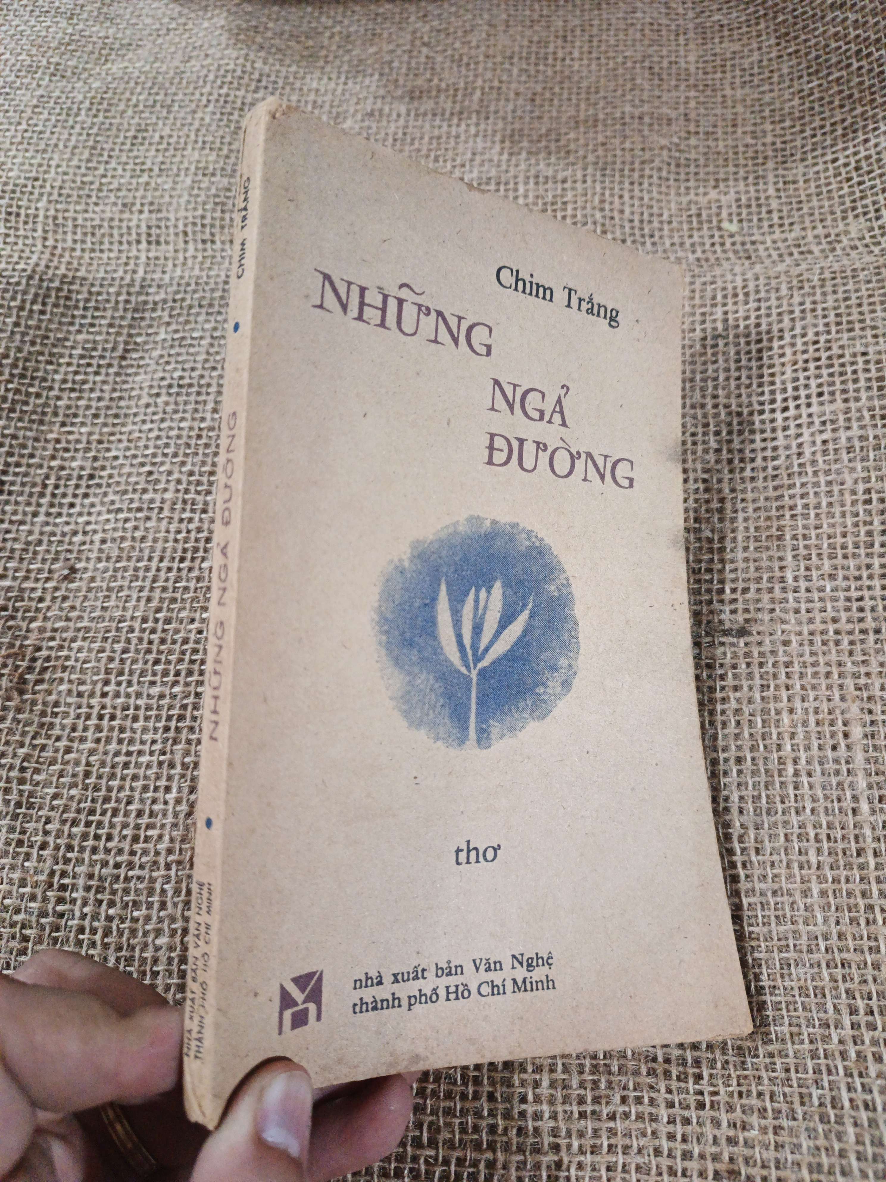 Những ngả đường - Chim Trắng 1980 mới 80% ố (Văn học Việt Nam) HLSC2404 (NSX)