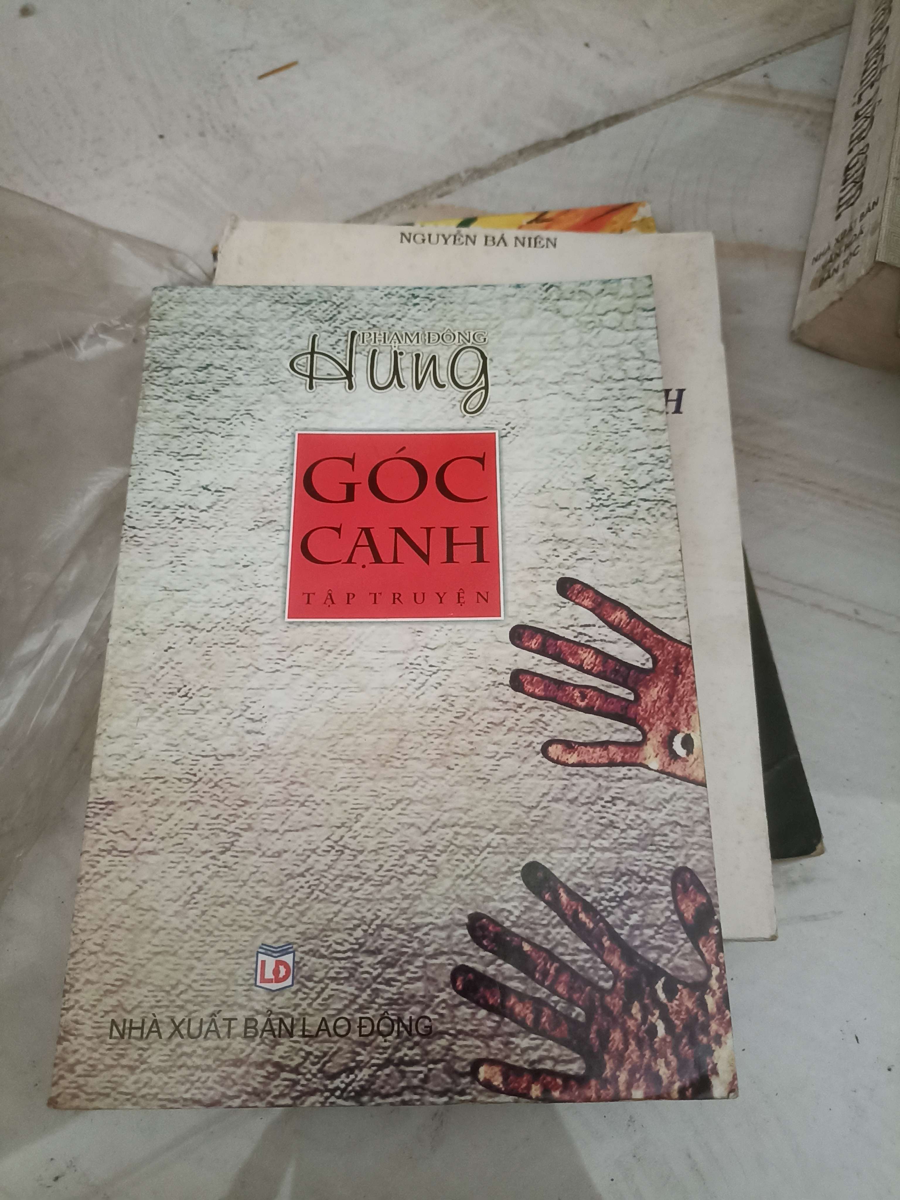 Góc cạnh - Phạm Đông Hưng (Văn học Việt Nam) VAVO