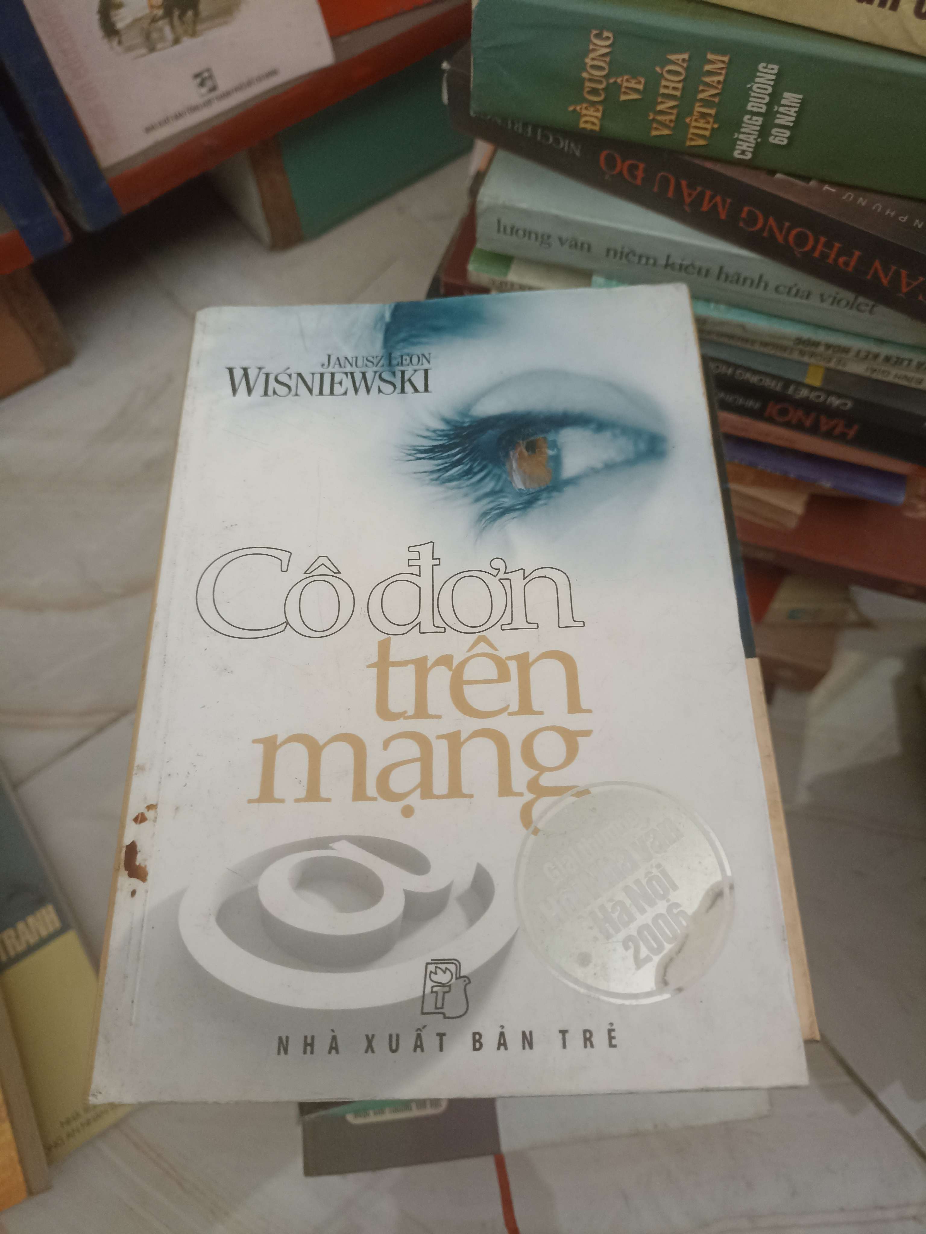Cô đơn trên mạng - Janusz Leon Wisniewski (Văn học nước ngoài) VAVO