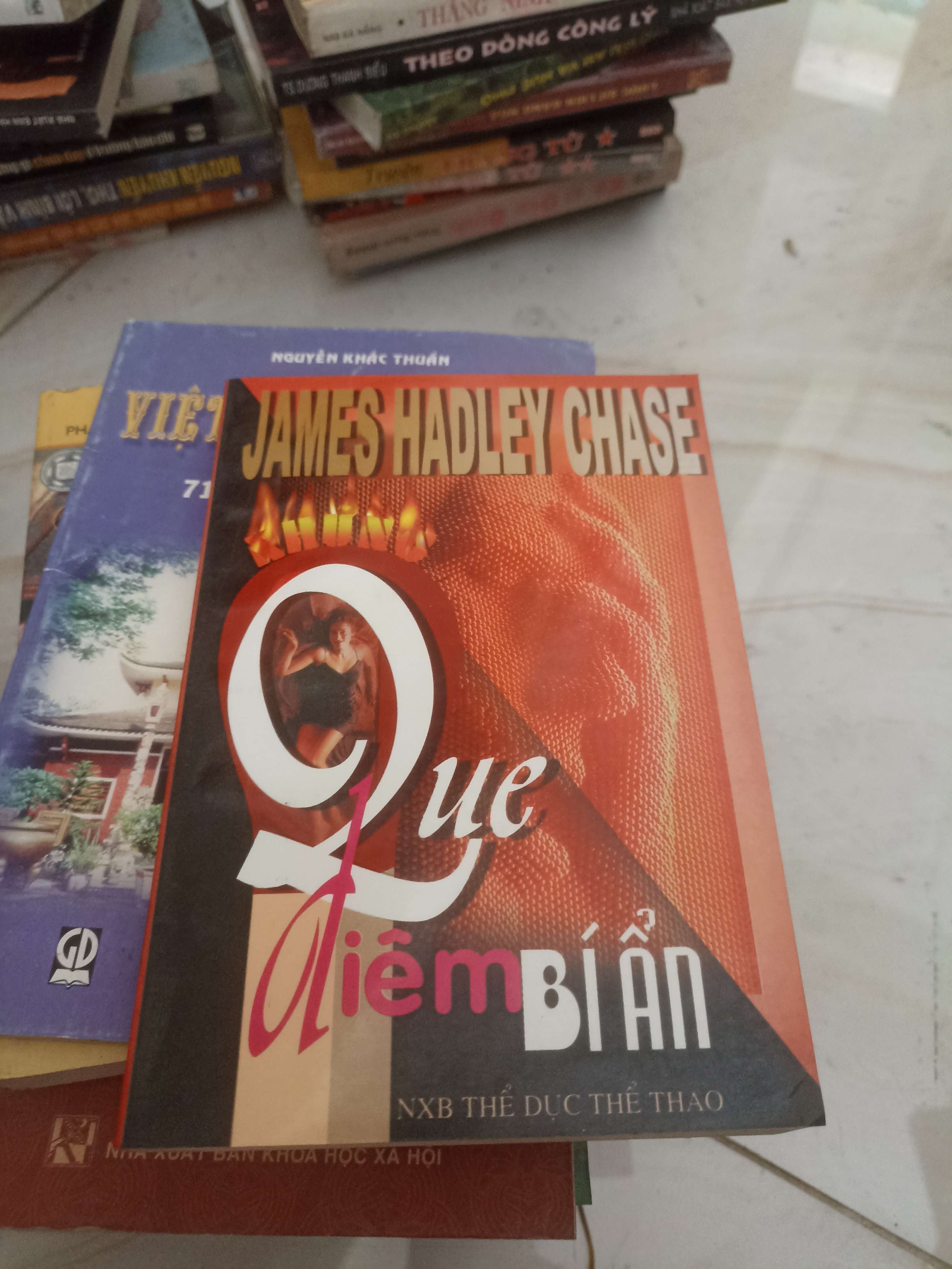 Những que diêm bí ẩn - James Hadley Chase (Văn học nước ngoài) VAVO