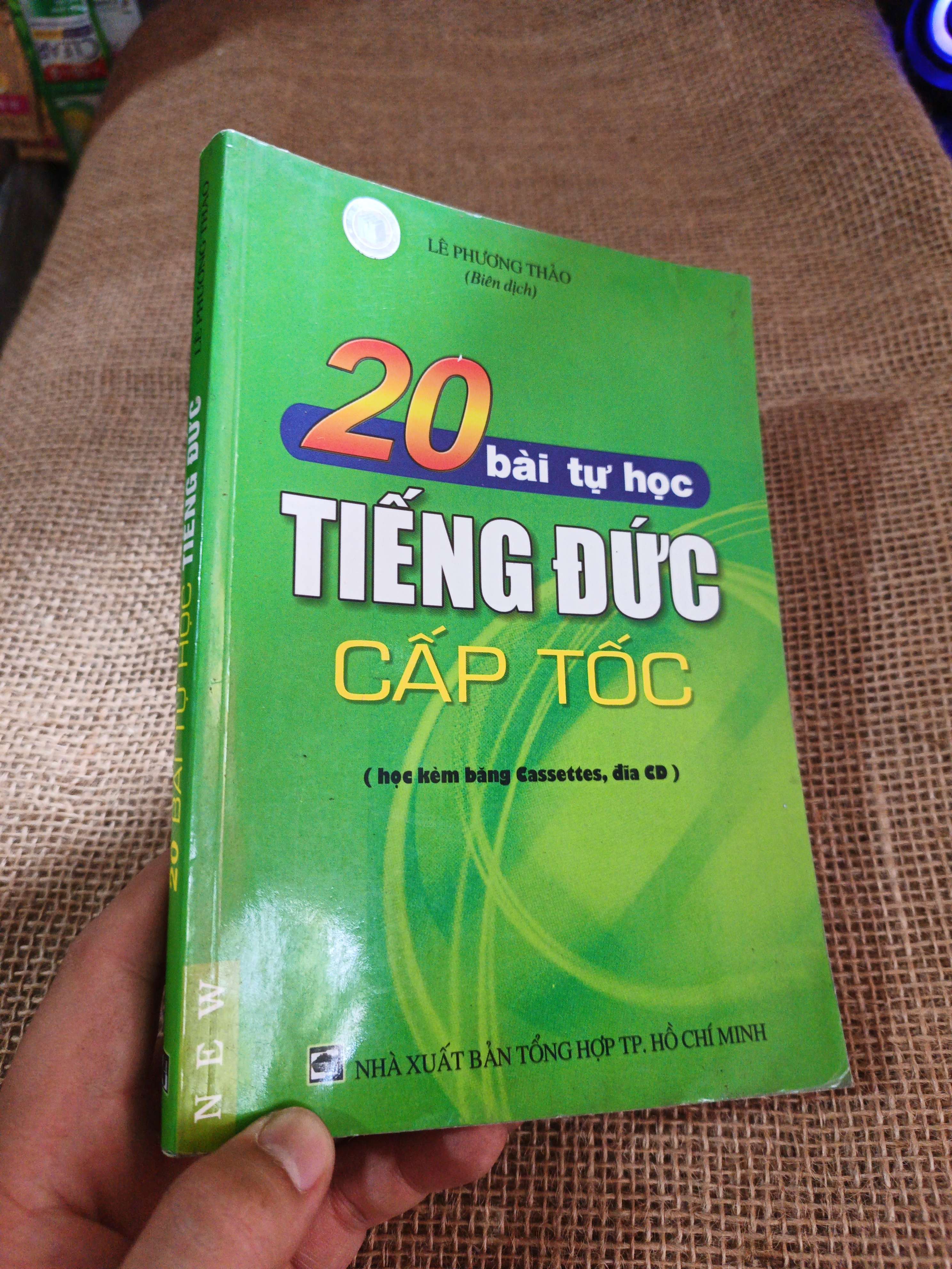 20 bài tự học tiếng Đức cấp tốc 2006 mới 90% ố nhẹ(Sách học ngoại ngữ khác) HLSC2404 (NSX)