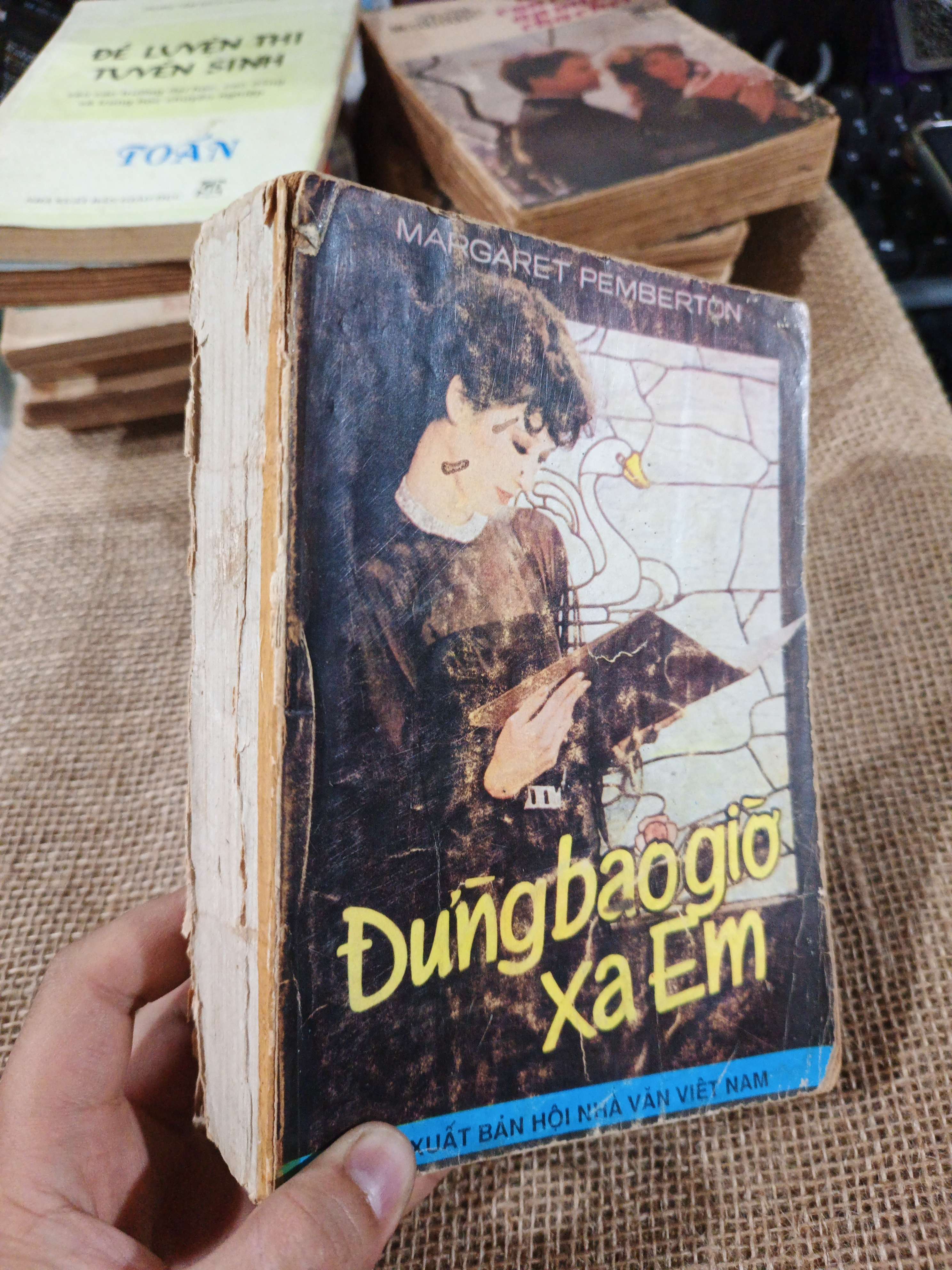 Đừng bao giờ xa em - Margaret Pemberton 1990 mới 70% (Văn học nước ngoài) HLSC2404 (NSX)