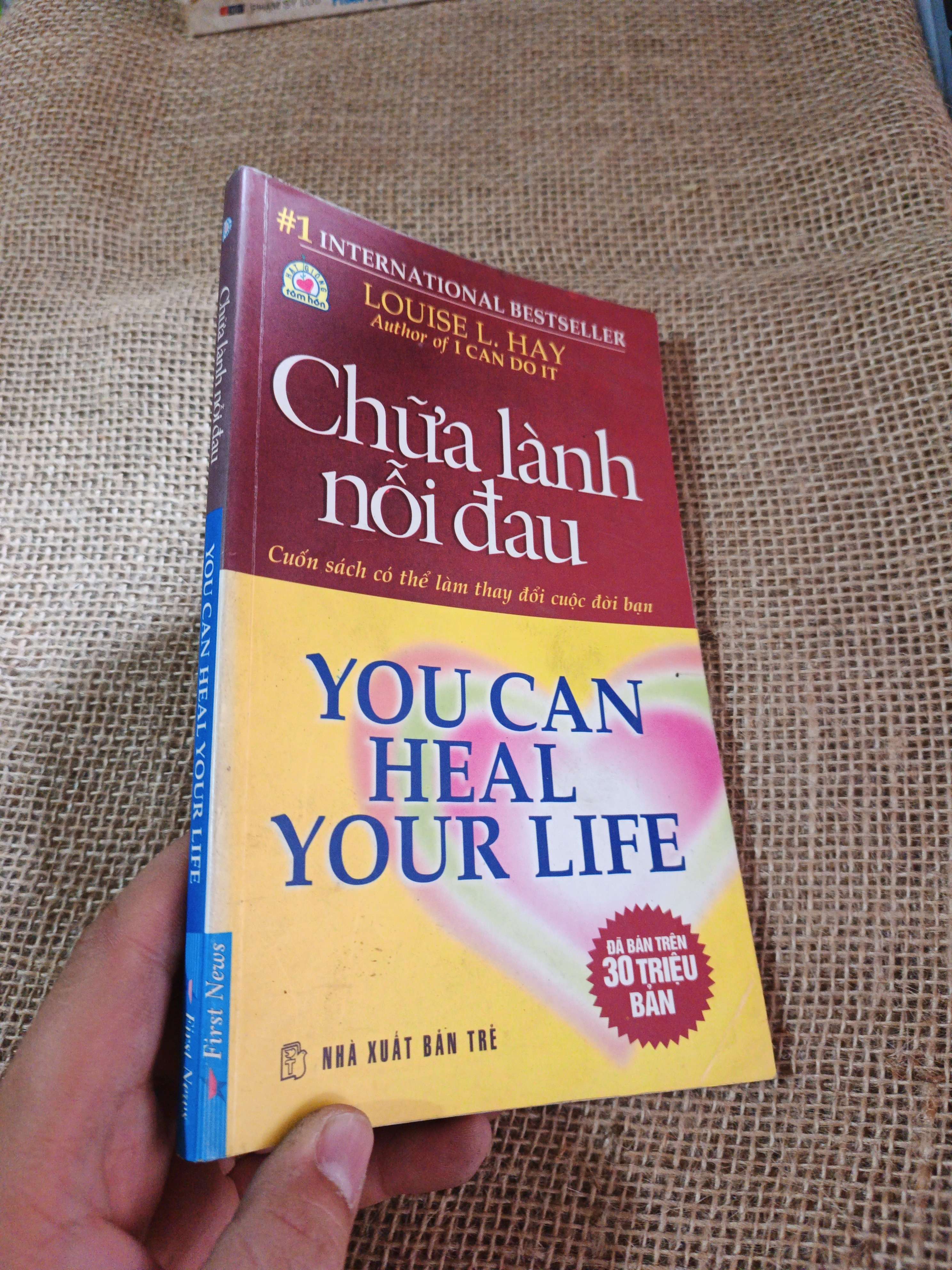 YOU CAN HEAL YOUR LIFE 2010 mới 80%(Kỹ năng sống) HLSC2404