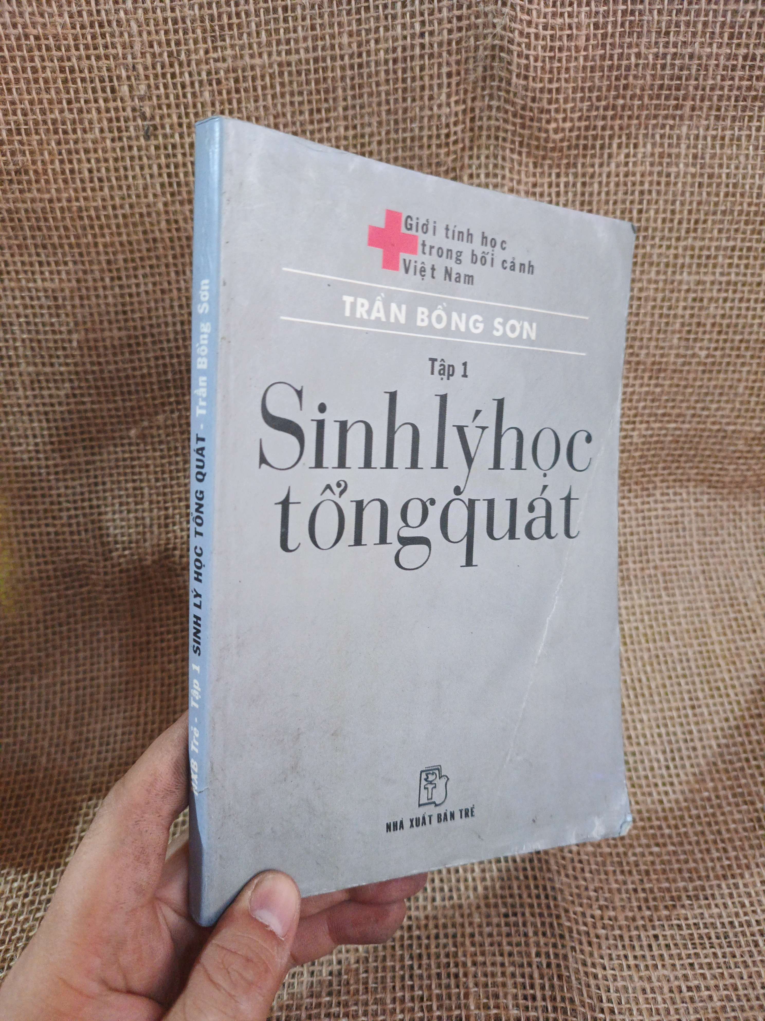 Sinh lý học tổng quát 1 - Trần Bổng Sơn 2001 mới 80% ố ẫm (Sách Y học - Sức khỏe - Thể thao) HLSC2404 (NSX)