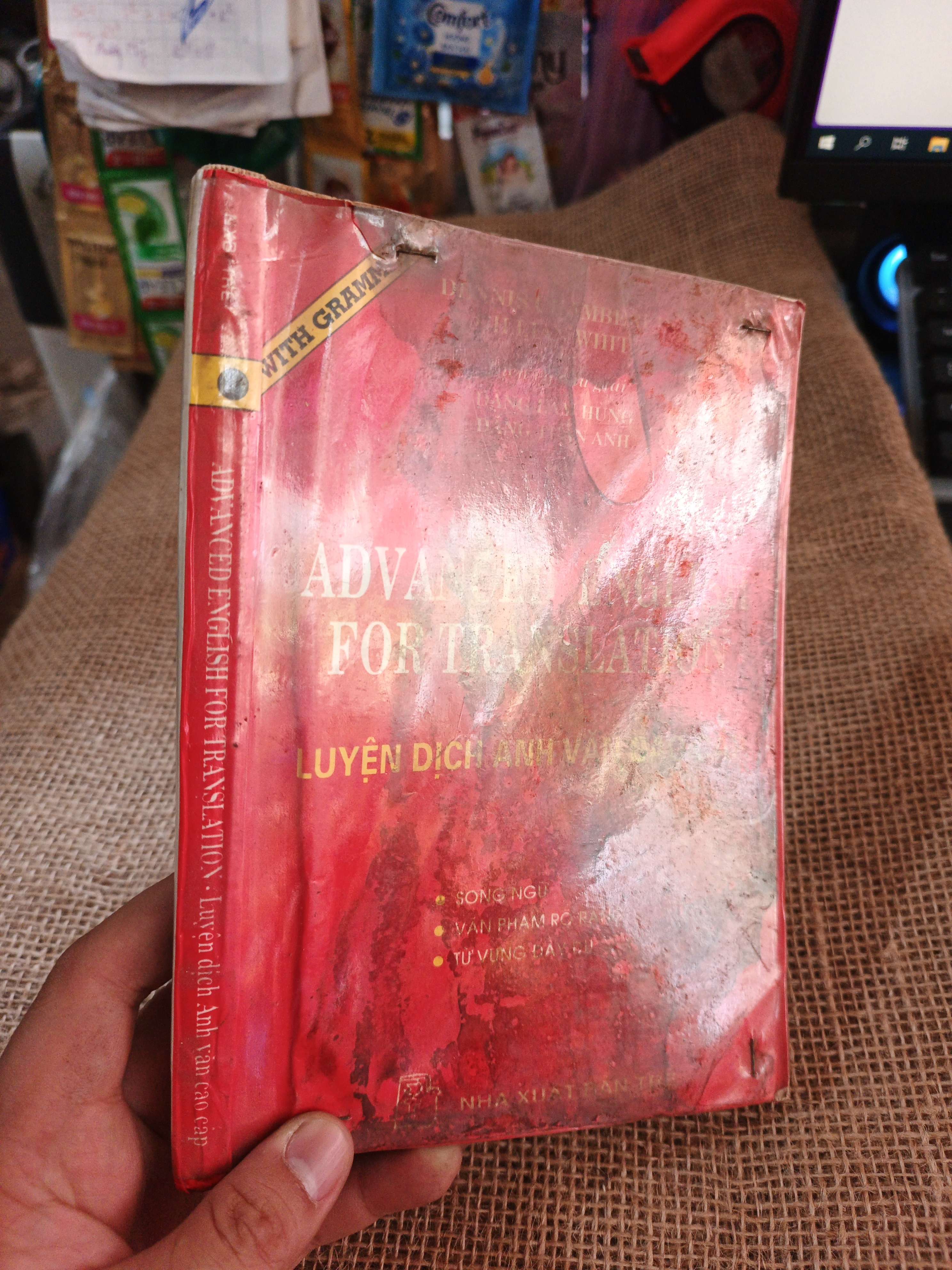 Advanced English For Translation 1997 mới 80% (Sách tự học tiếng Anh) HLSC2404
