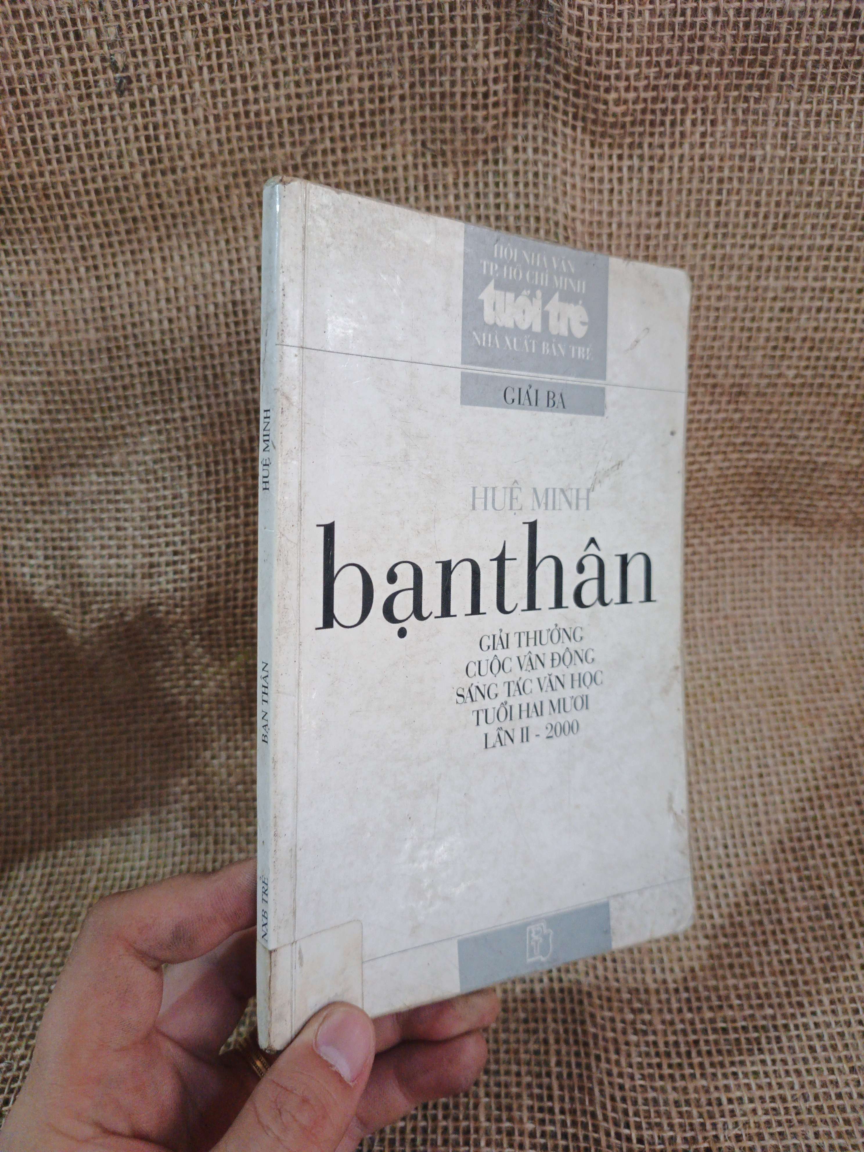 Bạn thân - Huệ Minh 2000 mới 80% ố (Văn học Việt Nam) HLSC2404 (NSX)