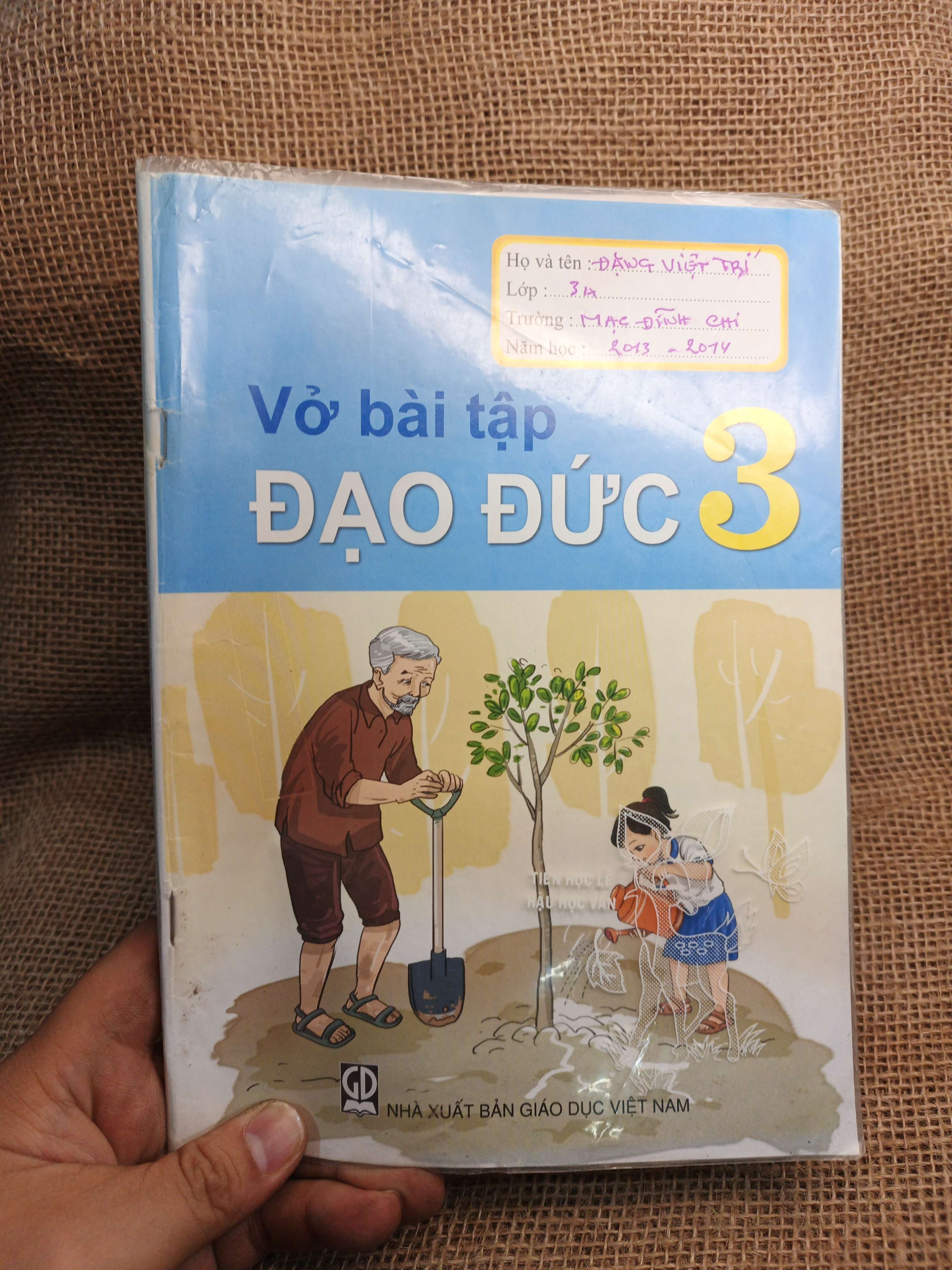 Vở bài tập Đạo đức 3 2013 mới 80% wweb (Sách giáo khoa - giáo trình) HCM060526